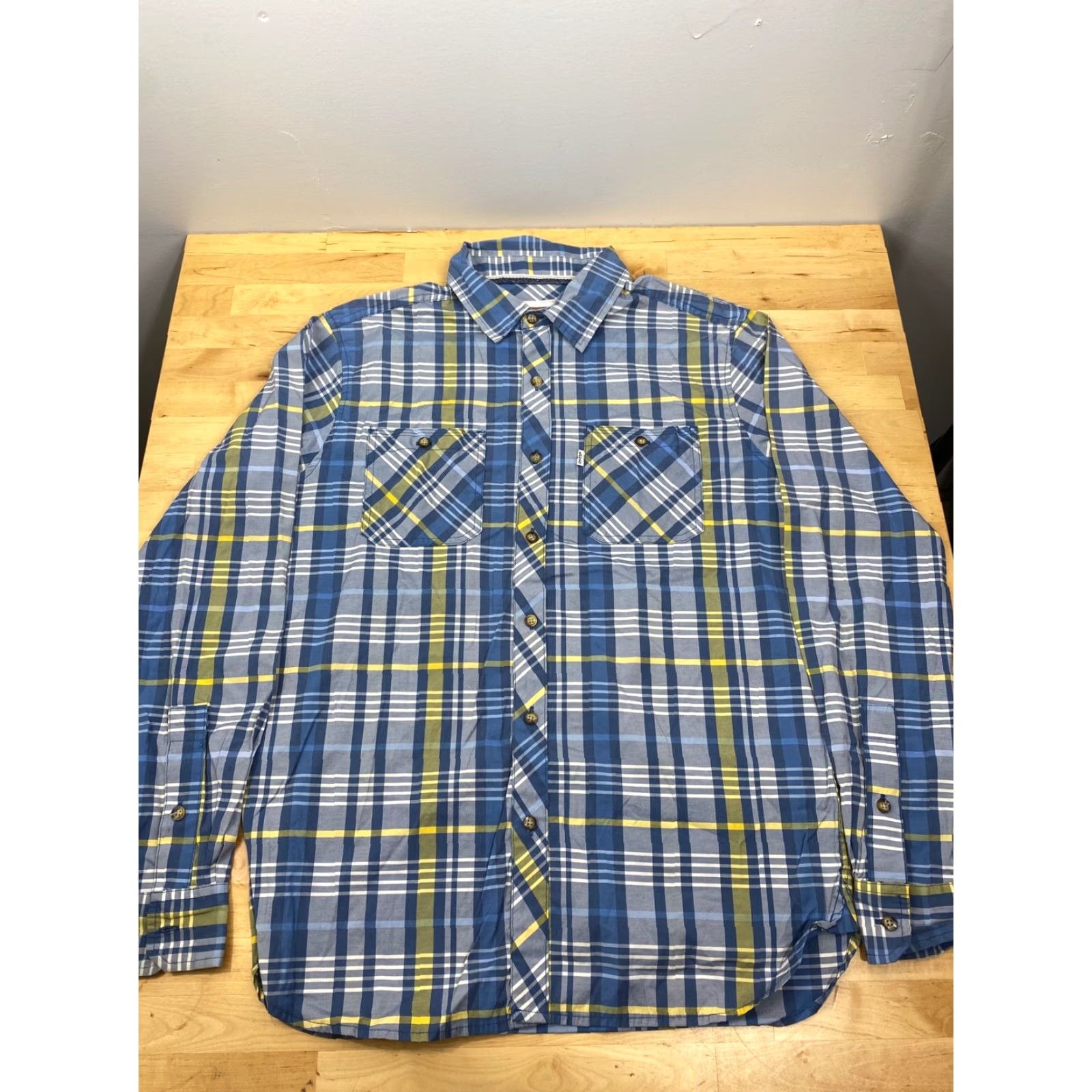Vintage Levis Men Plaid Button-Up Shirt M Blue Casual Long Sleeve Size US M / EU 48-50 / 2 - 2 Thumbnail