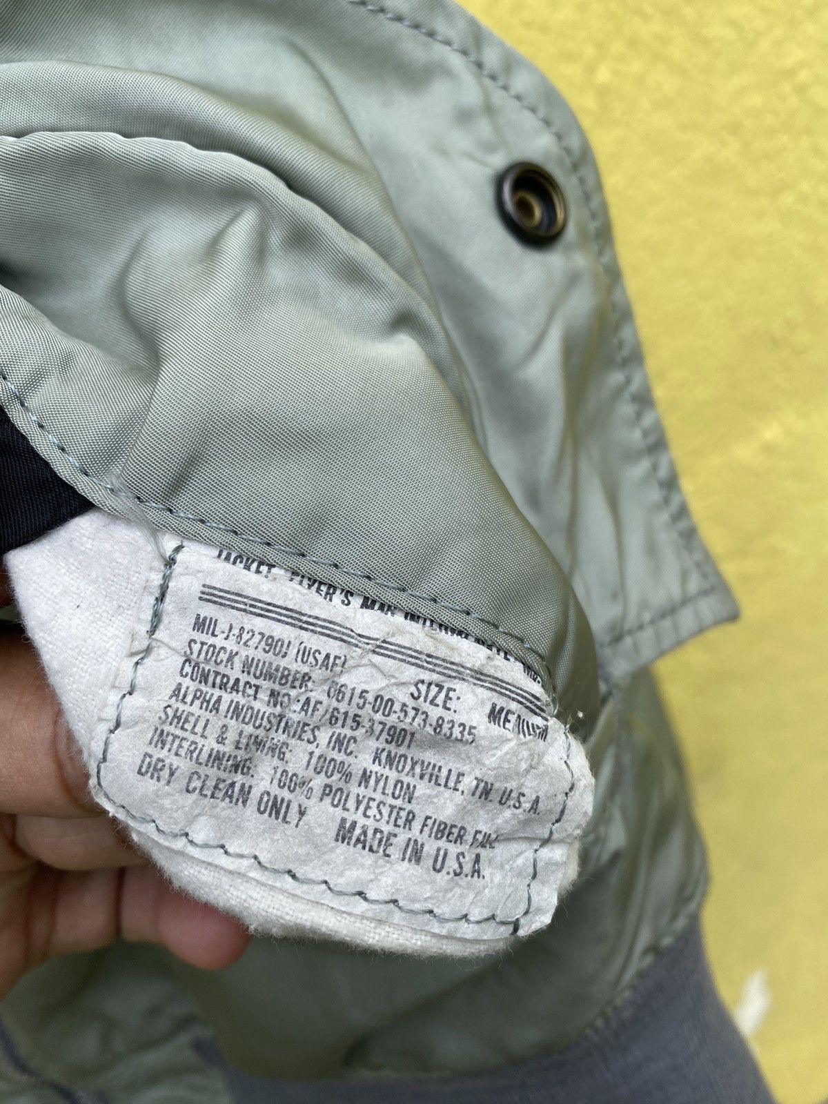Alpha Industries Vintage ma-1 Alpha industries bomber jacket Size US M / EU 48-50 / 2 - 21 Thumbnail