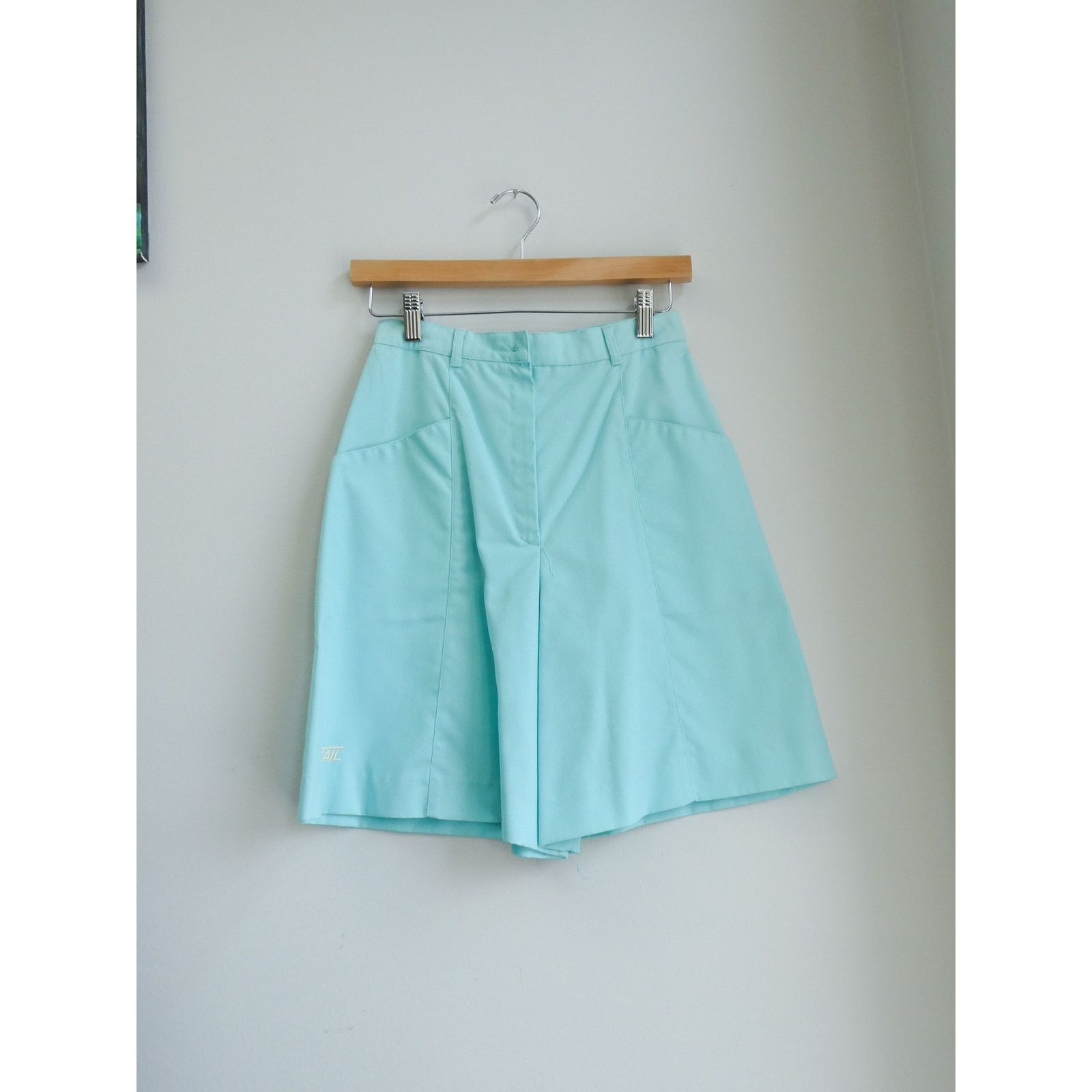 Vintage Vintage High Waisted Teal Shorts Size Small Size 24" / US 00 / IT 34 - 1 Thumbnail