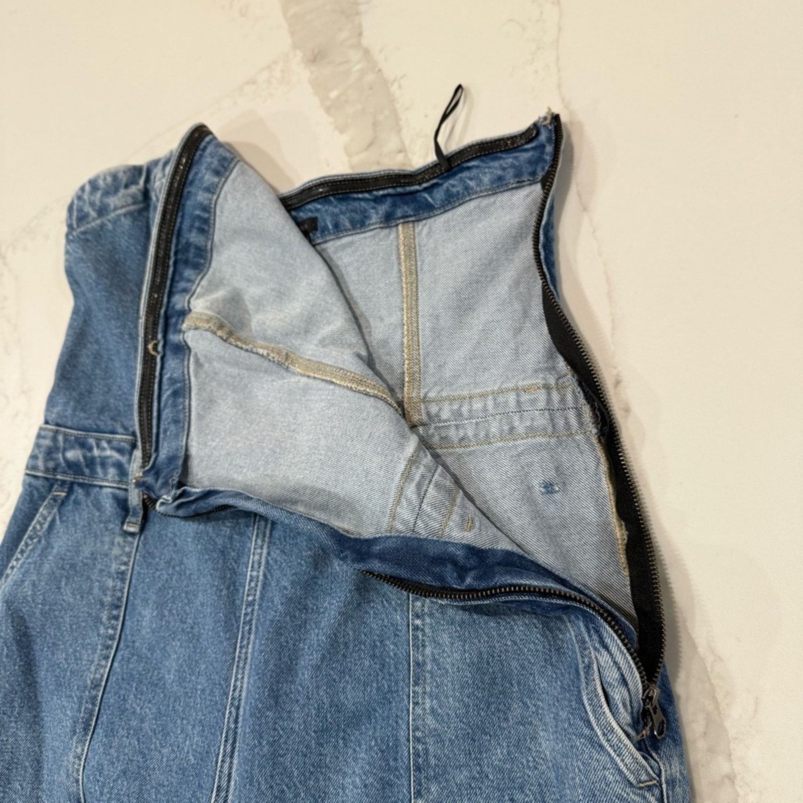 Express Express Strapless Wide Leg Cargo Denim Jumpsuit Womens 12 Size 34" / US 12 / IT 48 - 9 Thumbnail