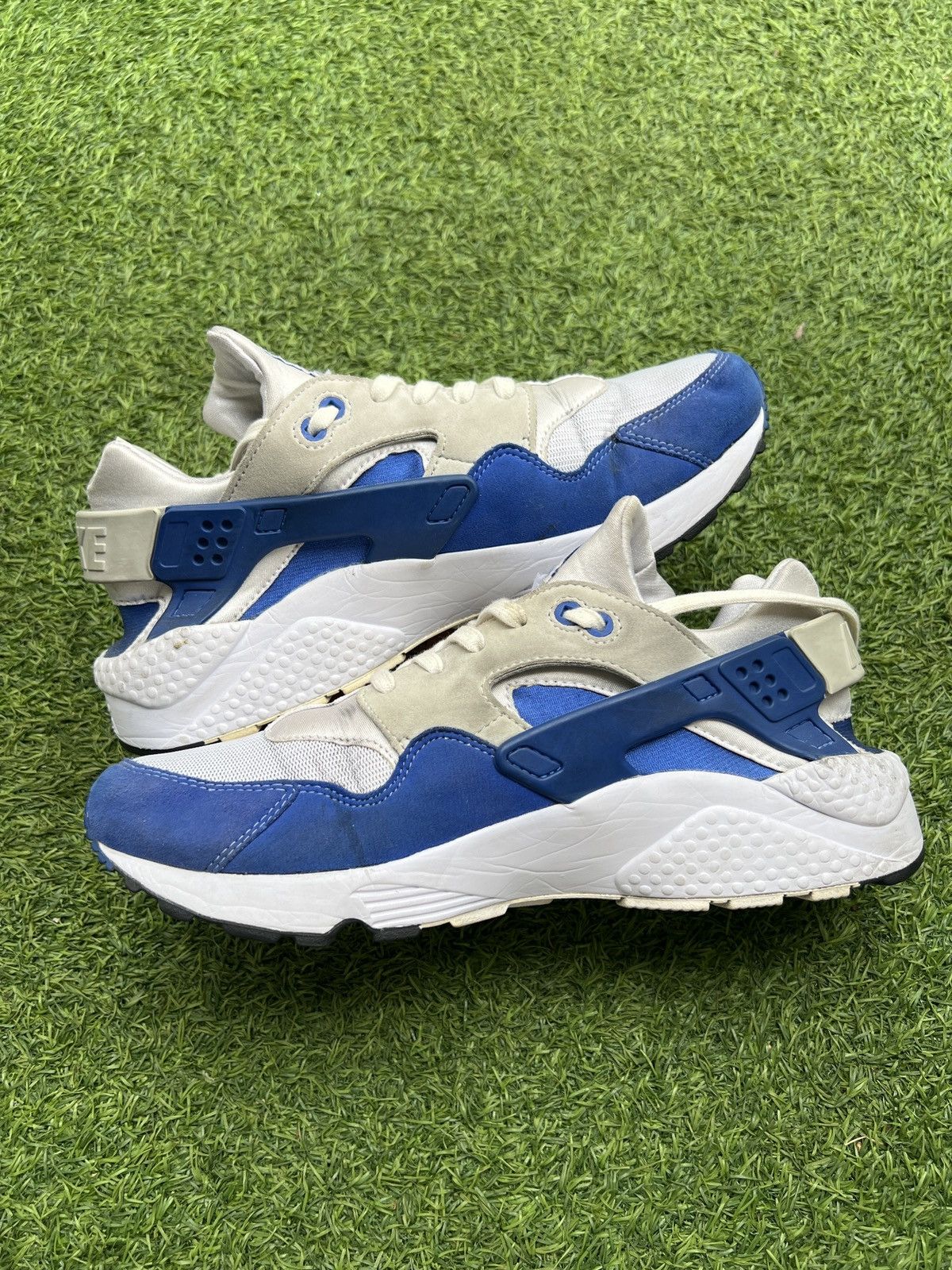 Nike Nike Air Huarache Run DNA CH.1 'Game Royal' - AR3864-101 Size US 9.5 / EU 42-43 - 3 Thumbnail
