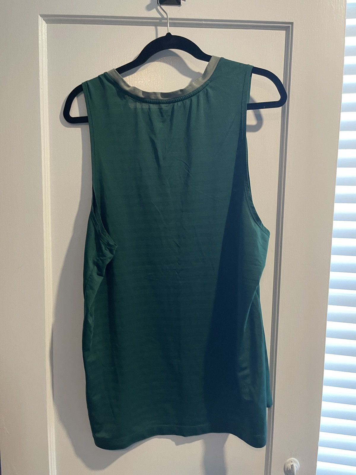Peloton × Rhone Peloton x Rhone cut off shirt size large Size US L / EU 52-54 / 3 - 6 Thumbnail