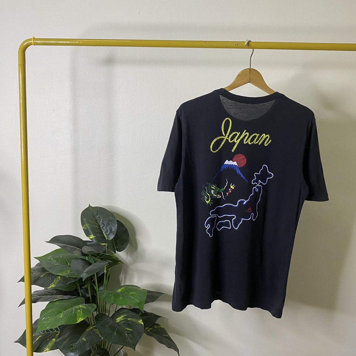 Adidas × Vintage Y2k Adidas Japan Map Nice Design Tee Size US M / EU 48-50 / 2 - 1 Thumbnail