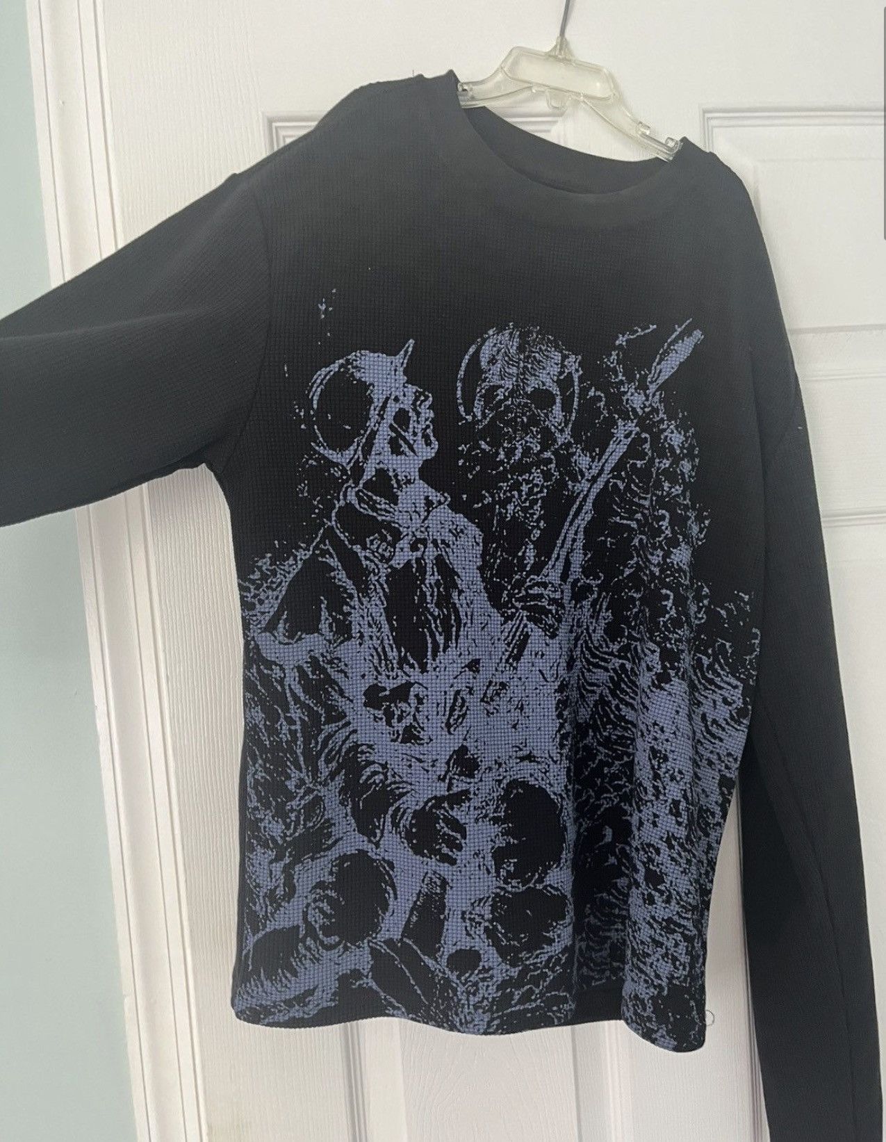 Other black stencil peaceinwar thermal never worn Size US L / EU 52-54 / 3 - 2 Thumbnail