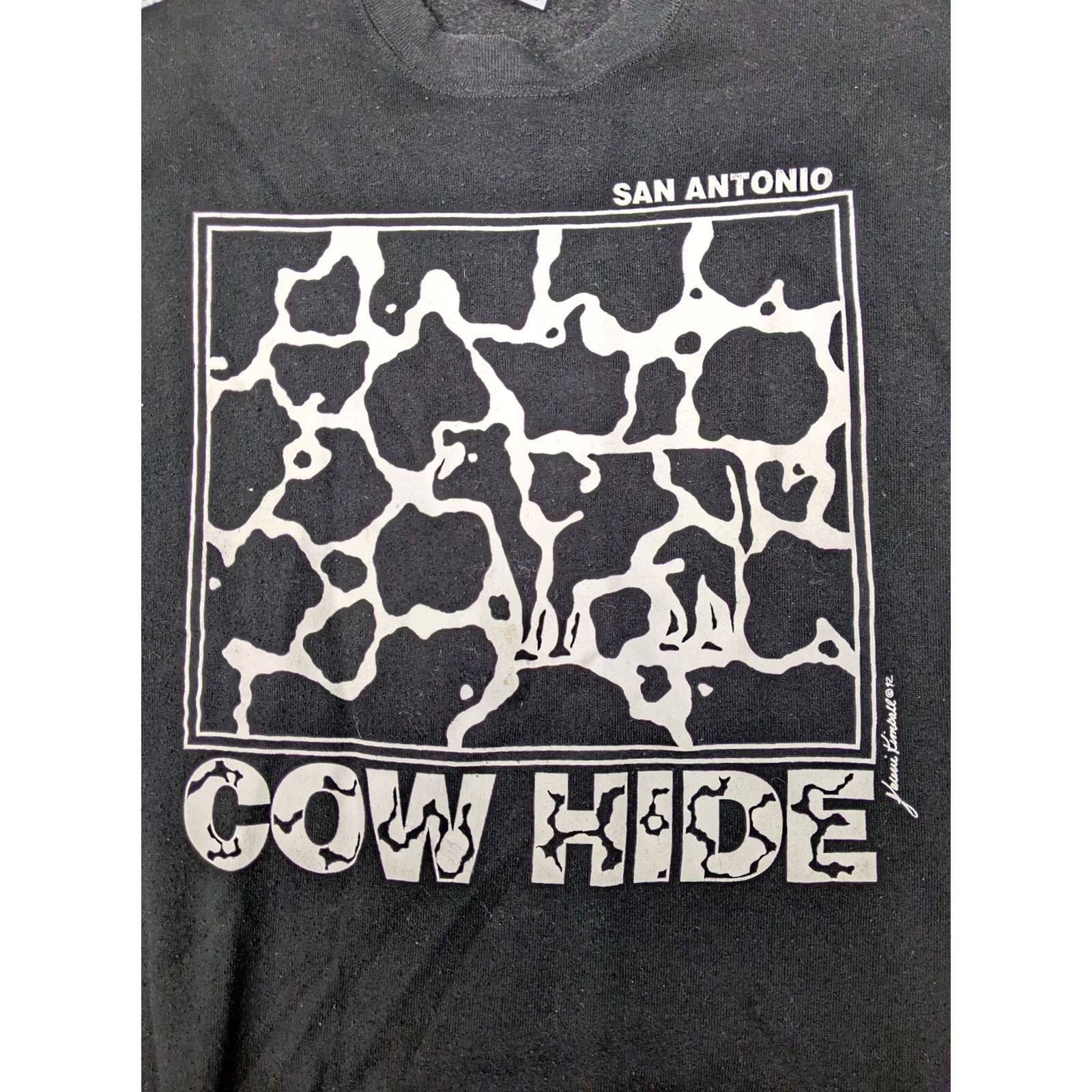 Jerzees VINTAGE Jerzees USA Made Mens L Black San Antonio Cow Hide Sweater Pullover Crew 90s Shirt Size L / US 10 / IT 46 - 2 Thumbnail