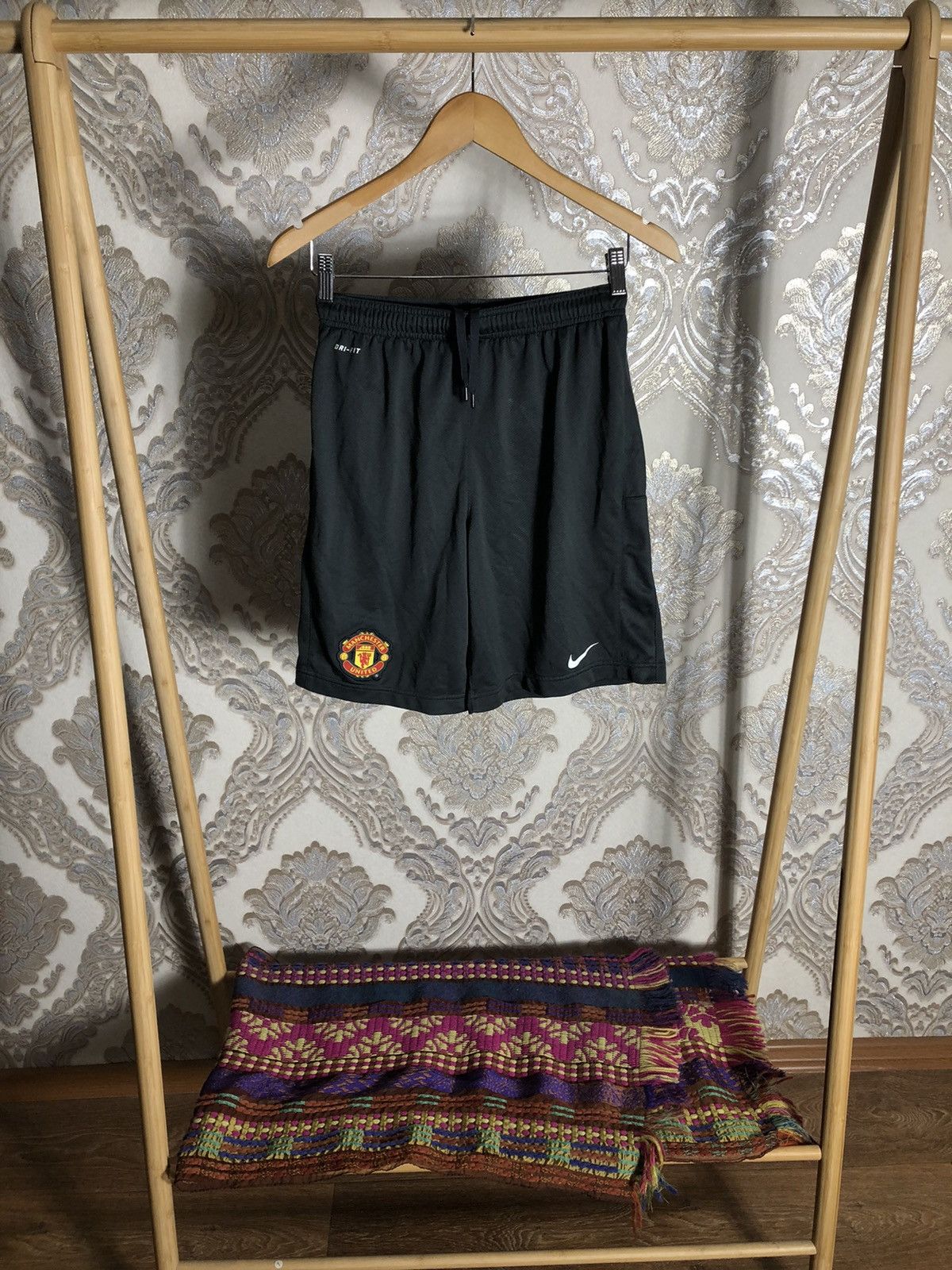 Nike VINTAGE NIKE FC MANCHESTER UNITED ENGLAND SOCCER JERSEY 90s Size US S / EU 44-46 / 1 - 1 Thumbnail