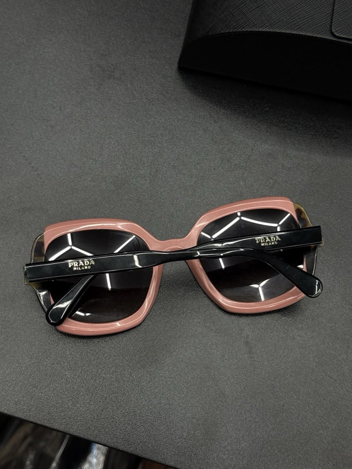 Prada Prada Black/Pink Acetate Angular Sunglasses SPR16U Italy Size ONE SIZE - 4 Thumbnail