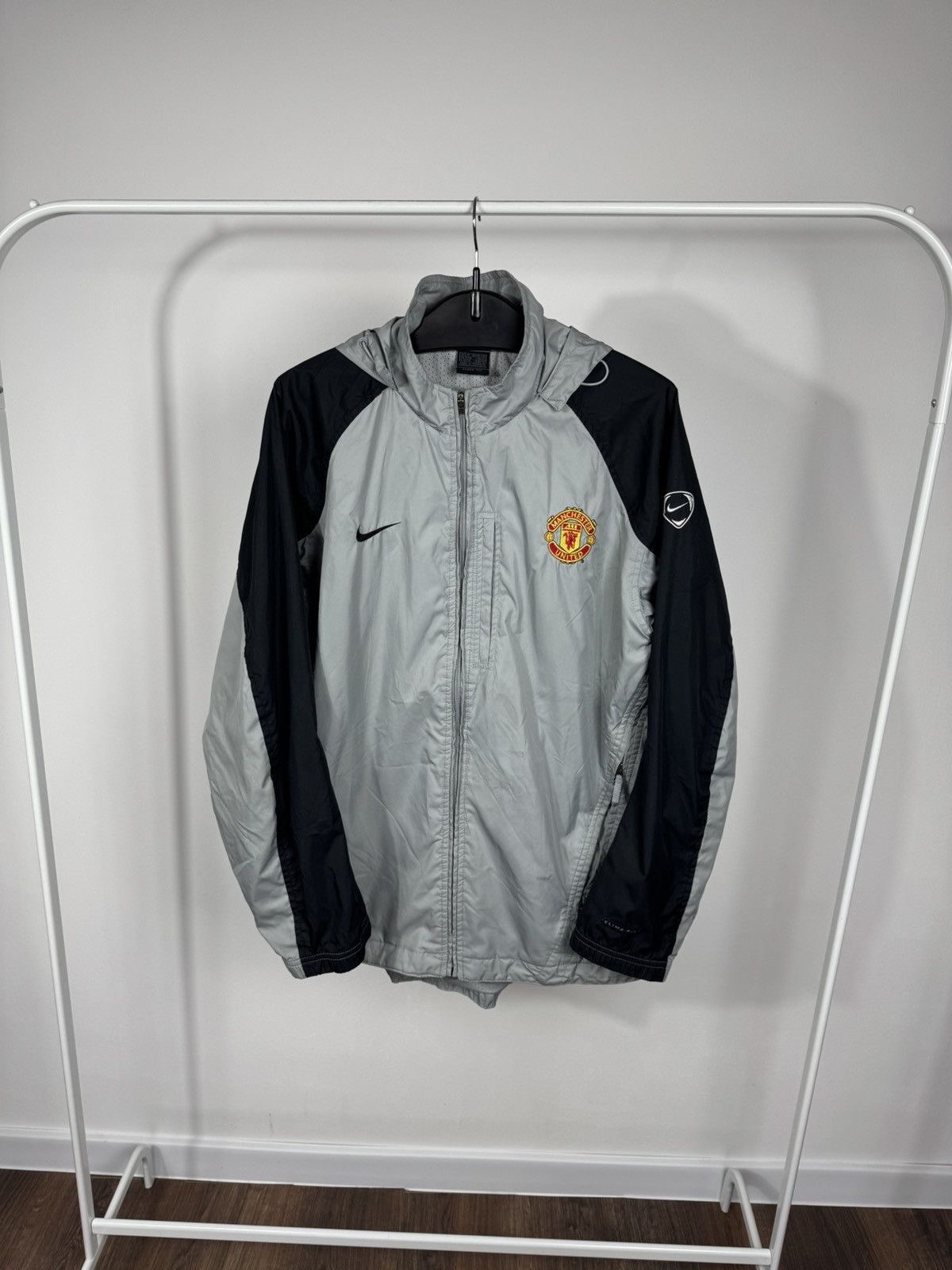 Nike Vintage Nike Manchester United Windbreaker Jacket Grey M Size US M / EU 48-50 / 2 - 1 Thumbnail
