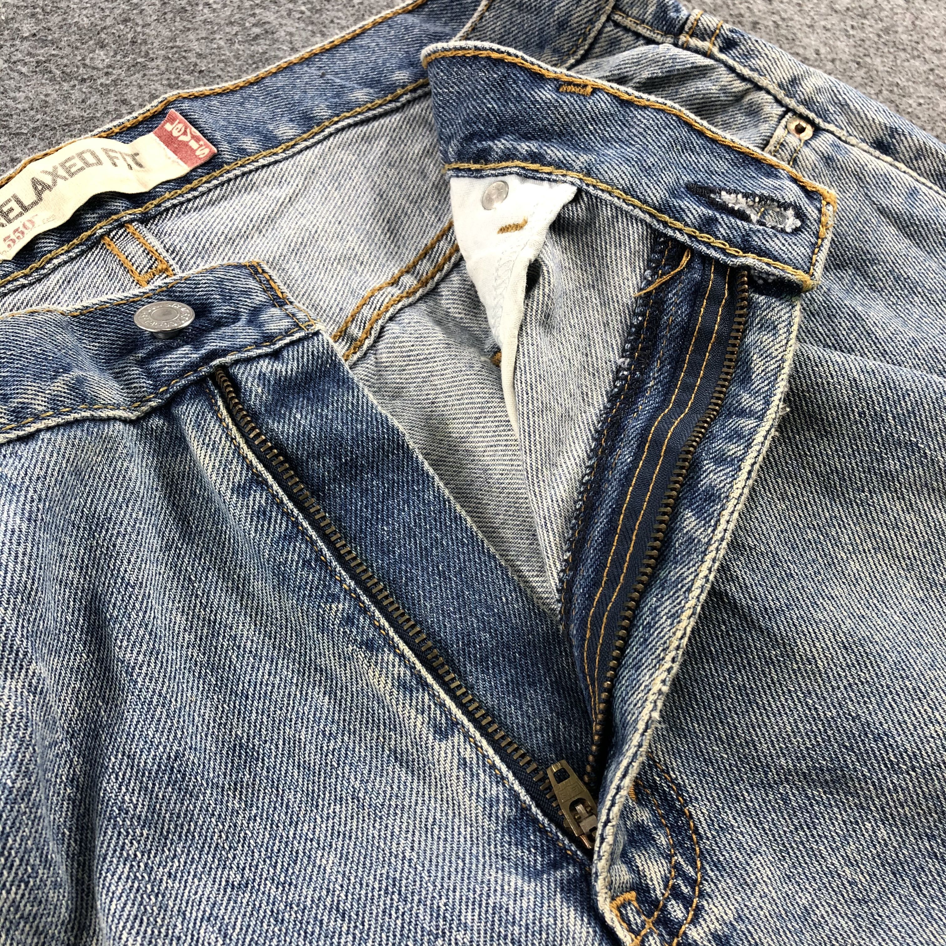 Levi's × Vintage Vintage 90s Light Wash Levis 550 Jeans-JM863 Size US 34 / EU 50 - 8 Thumbnail