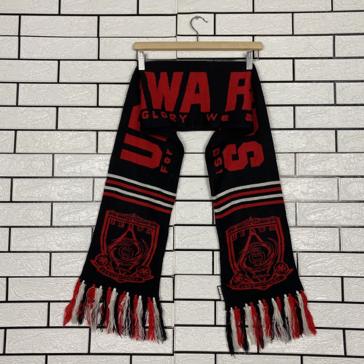 Japanese Brand Vintage muffler Football Team Urawa Reds Big Log Size ONE SIZE - 9 Thumbnail