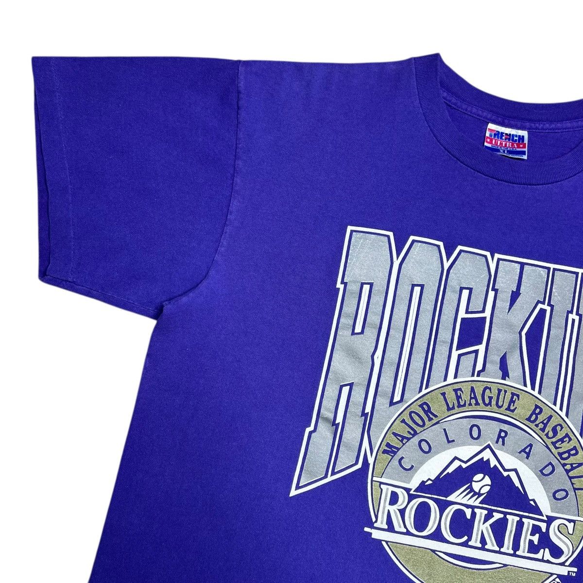 MLB Vtg 1991 MLB Colorado Rockies Trench Ultra Spell Out T-Shirt Size US XL / EU 56 / 4 - 7 Thumbnail