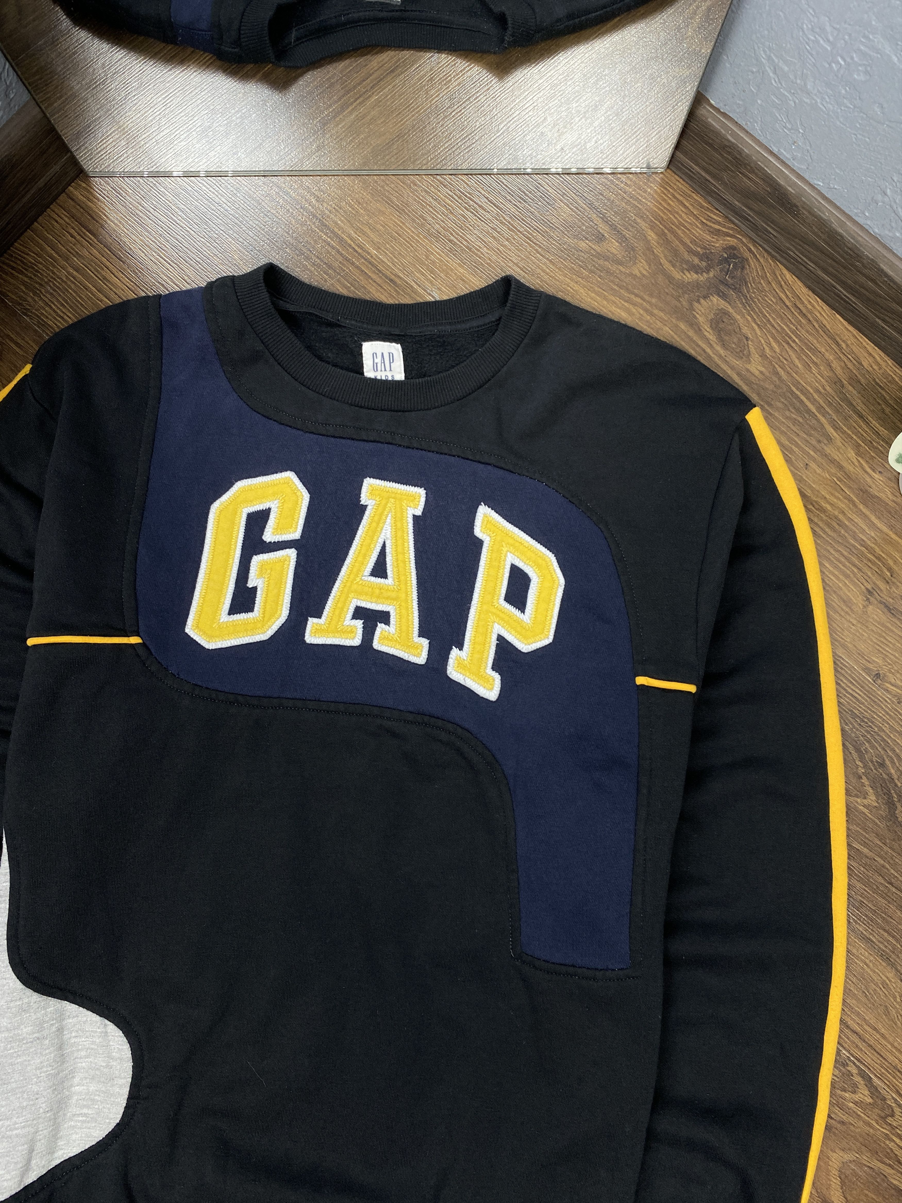 Gap Gap Vintage Mens Crew Neck Sweatshirt Size US M / EU 48-50 / 2 - 2 Thumbnail