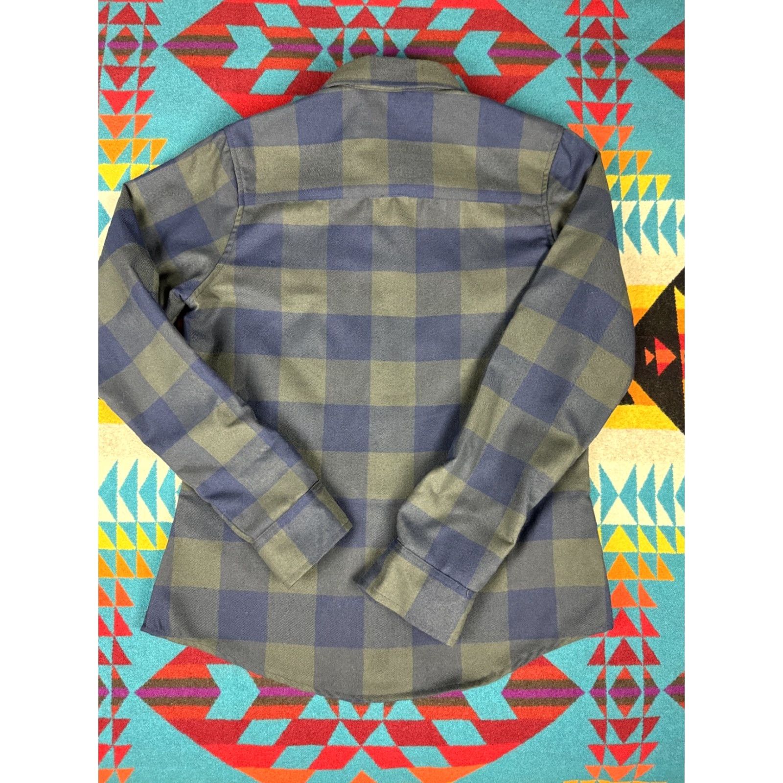 CO Dixxon Plaid Shirt Women’s Sz S Blue Flannel Button-Up Shirt Small Regular Size Type S Womens 0 Dark 30 Plaid Blue Size S / US 4 / IT 40 - 3 Thumbnail