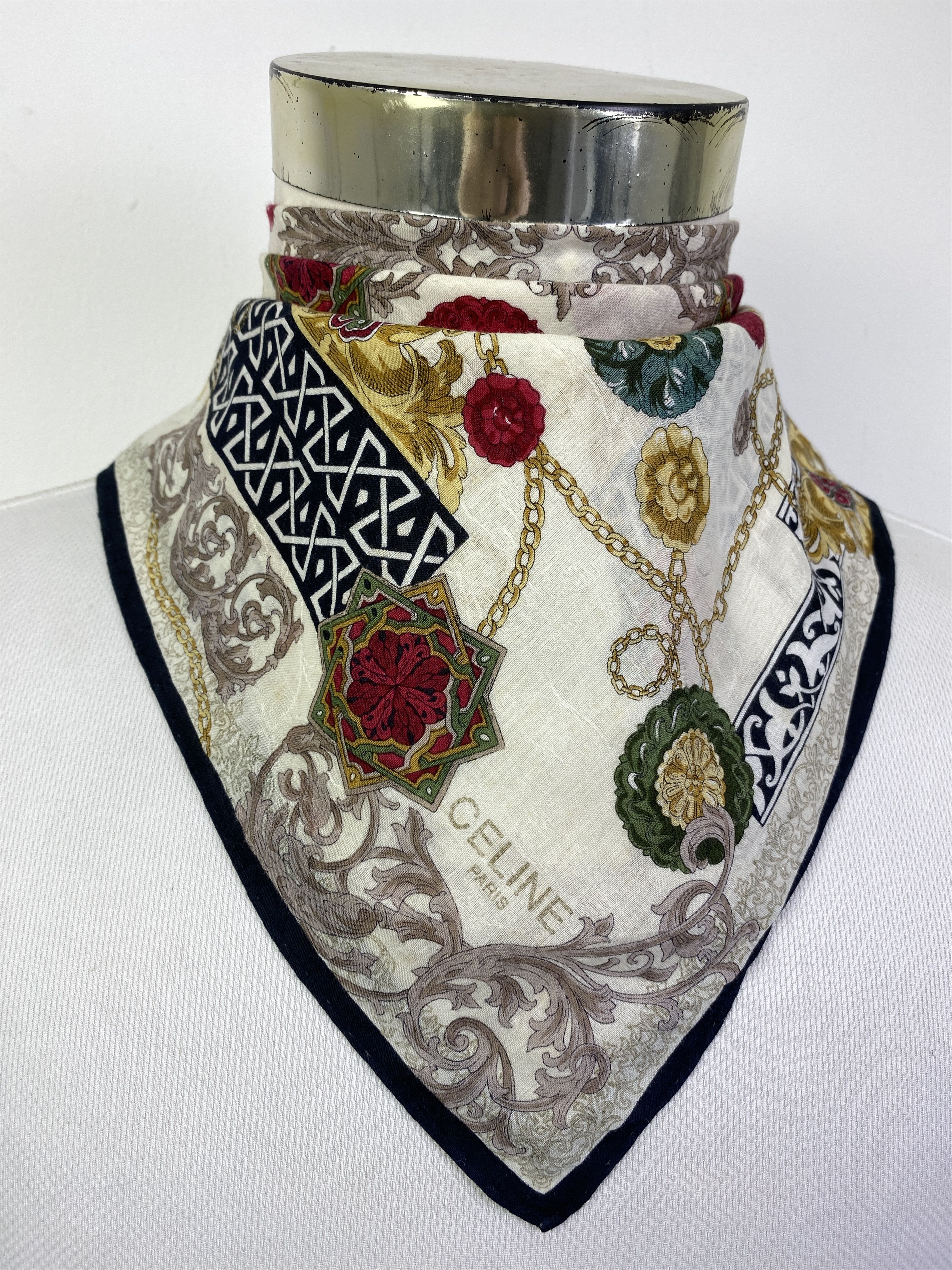 Celine Vintage Celine Handkerchief / Neckerchief KT0010 Size ONE SIZE - 2 Thumbnail