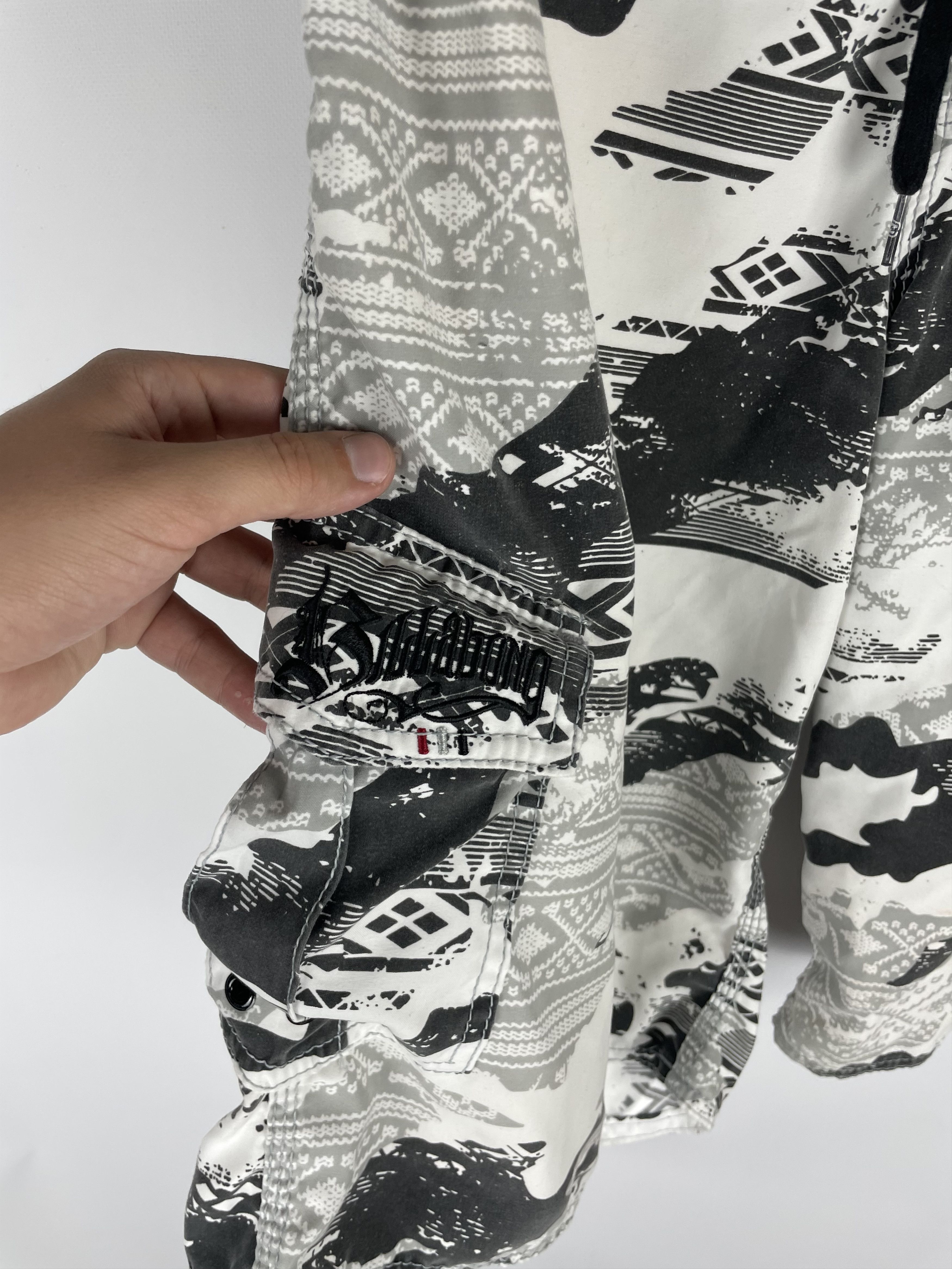 Billabong Mens Billabong shorts Y2k Size US 36 / EU 52 - 4 Thumbnail