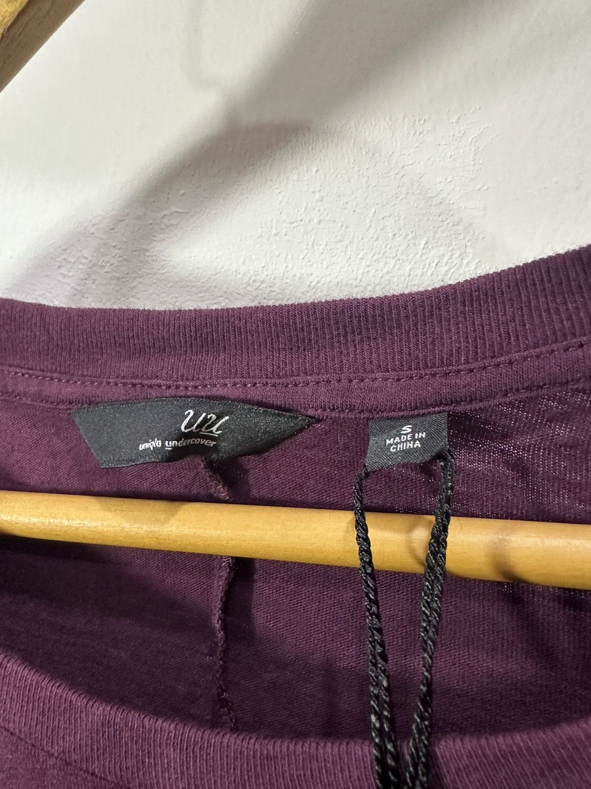Undercover × Uniqlo FW12 Undercover X Uniqlo UU TV Size US S / EU 44-46 / 1 - 6 Thumbnail