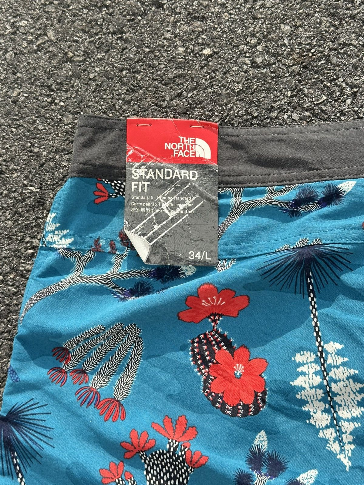 The North Face The North Face Men's Class V board shorts. Size US 34 / EU 50 - 12 Thumbnail