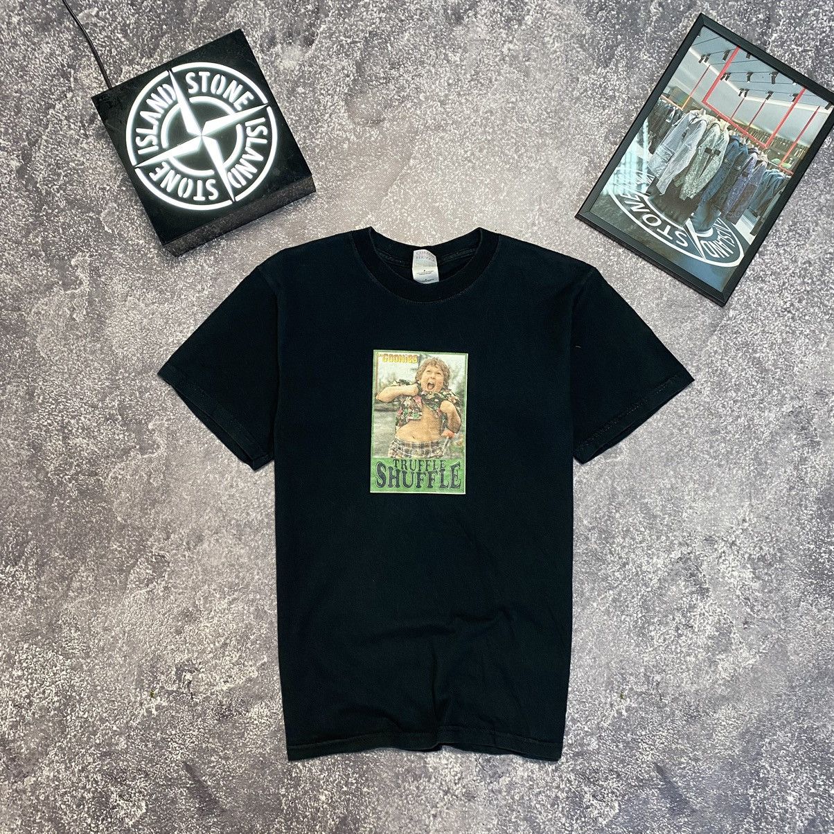 Other Vintage The Coonies Warner Bros 2005 big logo tee Size US S / EU 44-46 / 1 - 2 Thumbnail