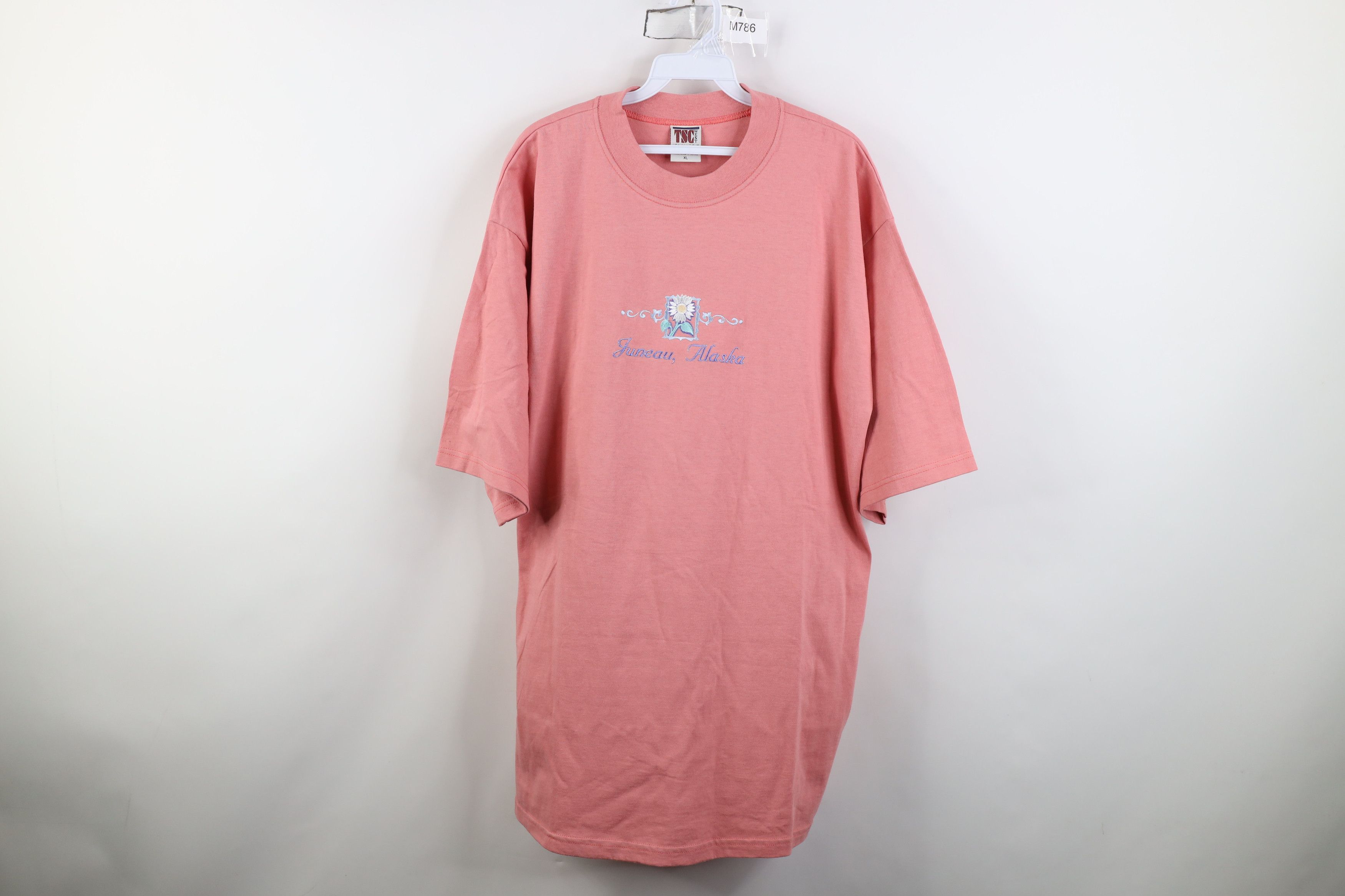 Vintage Vintage 90s Streetwear Alaska Flower Baggy Fit T-Shirt Pink Size XL / US 12-14 / IT 48-50 - 1 Thumbnail