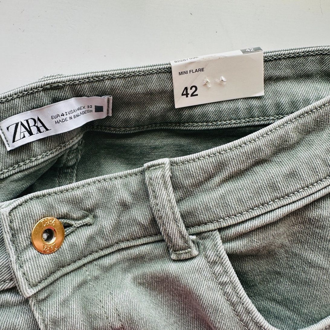 Zara NWT Zara Olive Mini Flare High Rise Flare Leg Ankle Jean 10 Size 32" / US 10 / IT 46 - 10 Thumbnail