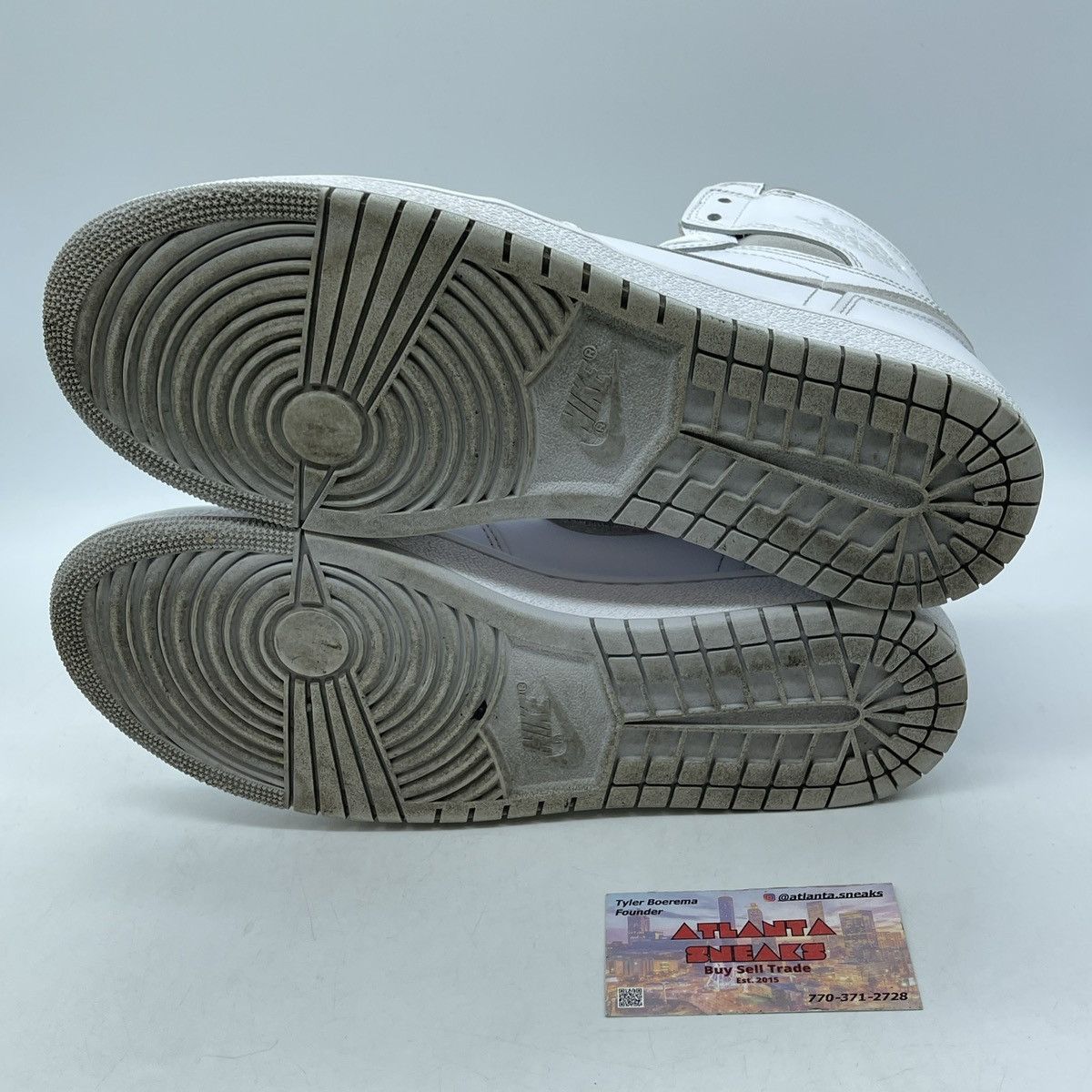 Jordan Brand Air Jordan 1 high neutral grey Size US 10.5 / EU 43-44 - 7 Thumbnail