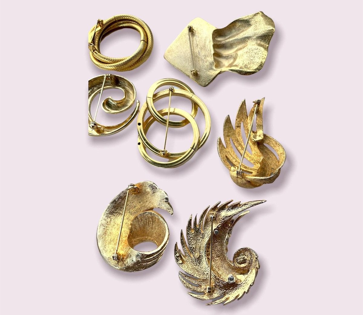 Vintage Costume Brooch Lot Gold Vintage High End Statement Jewelry Size ONE SIZE - 6 Thumbnail