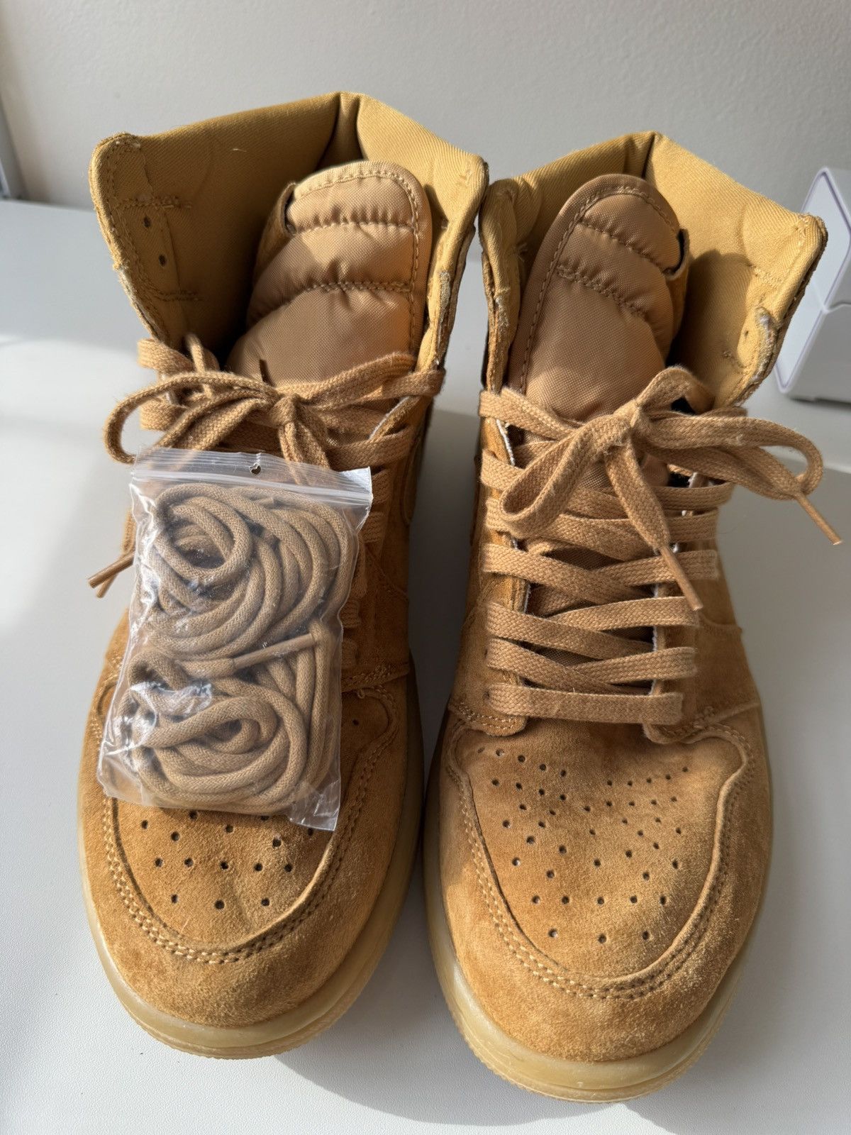 Nike Nike Air Jordan 1 Retro High OG Wheat Golden Harvest Sz 9.5 Size US 9.5 / EU 42-43 - 11 Thumbnail