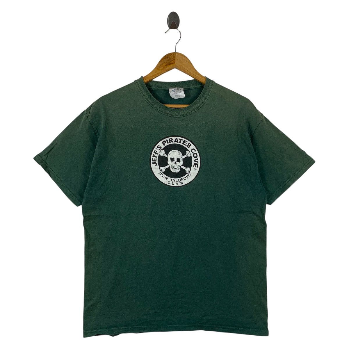 Vintage Vintage 90s JEFF’S PIRATE COVE Guam hawaii logo Surfing tee Size US L / EU 52-54 / 3 - 2 Thumbnail