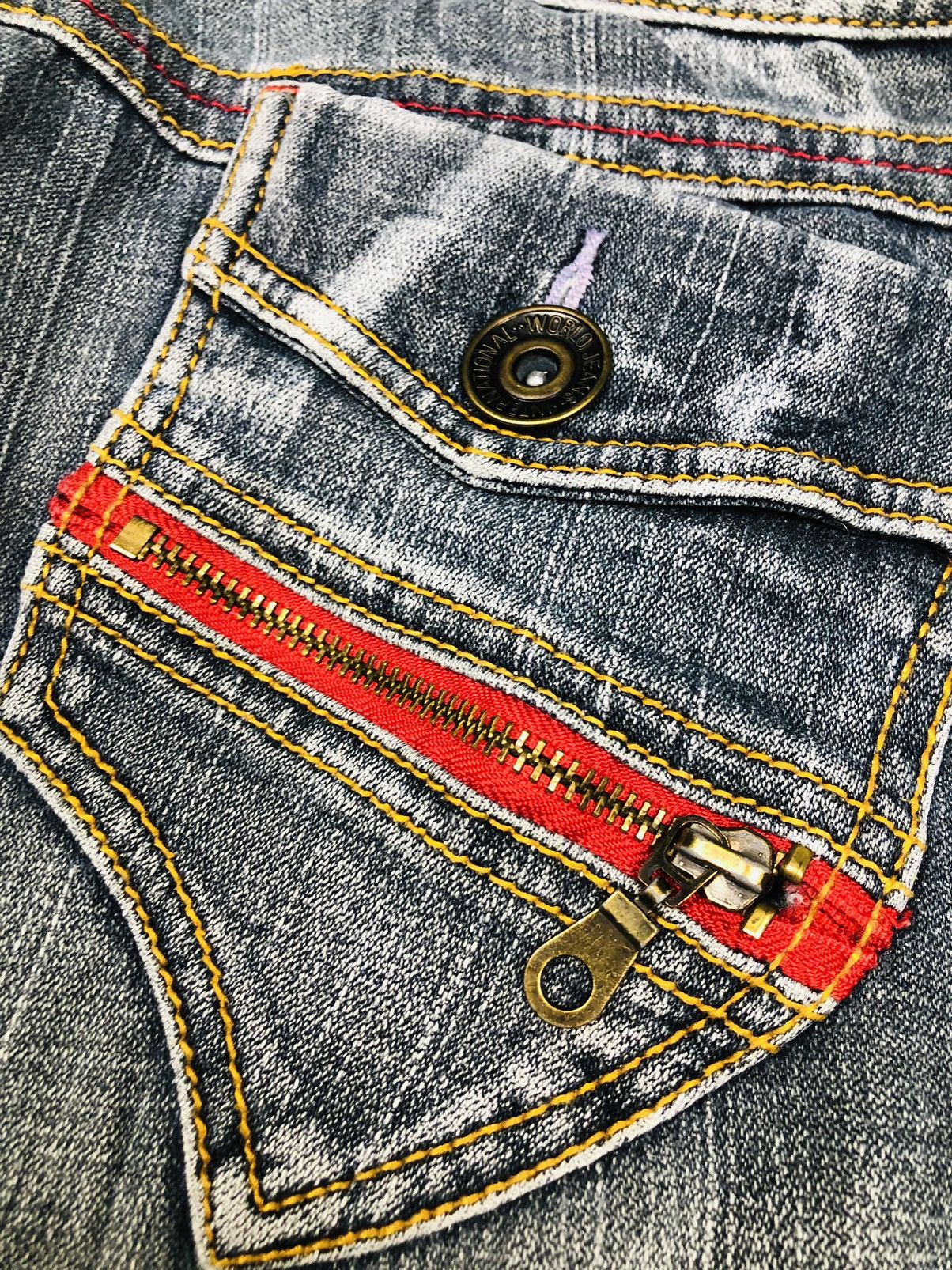 BCBGeneration B.CB.G. Bootcut Jeans (33) Size 29" - 16 Thumbnail