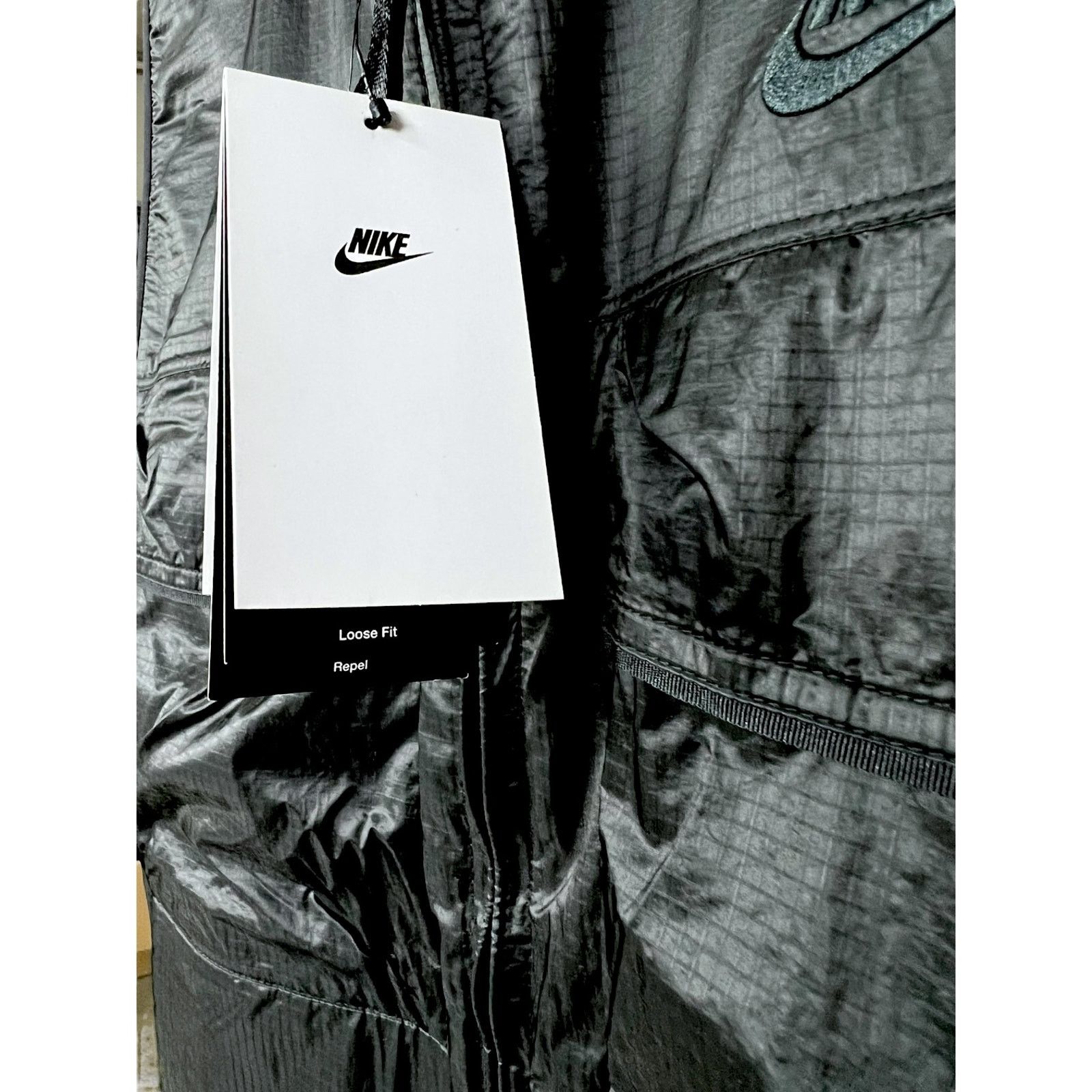 Nike Nike Tech Men's Small 2-Pocket Black Loose Fit Utility Vest Size US S / EU 44-46 / 1 - 5 Thumbnail