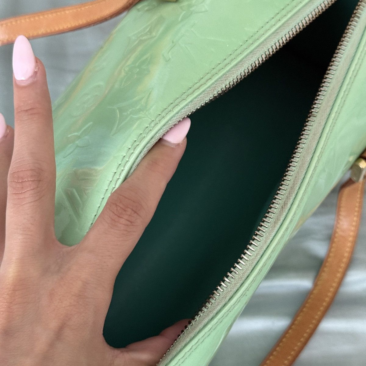 Louis Vuitton Louis Vuitton Vernis Bedford Size ONE SIZE - 9 Thumbnail