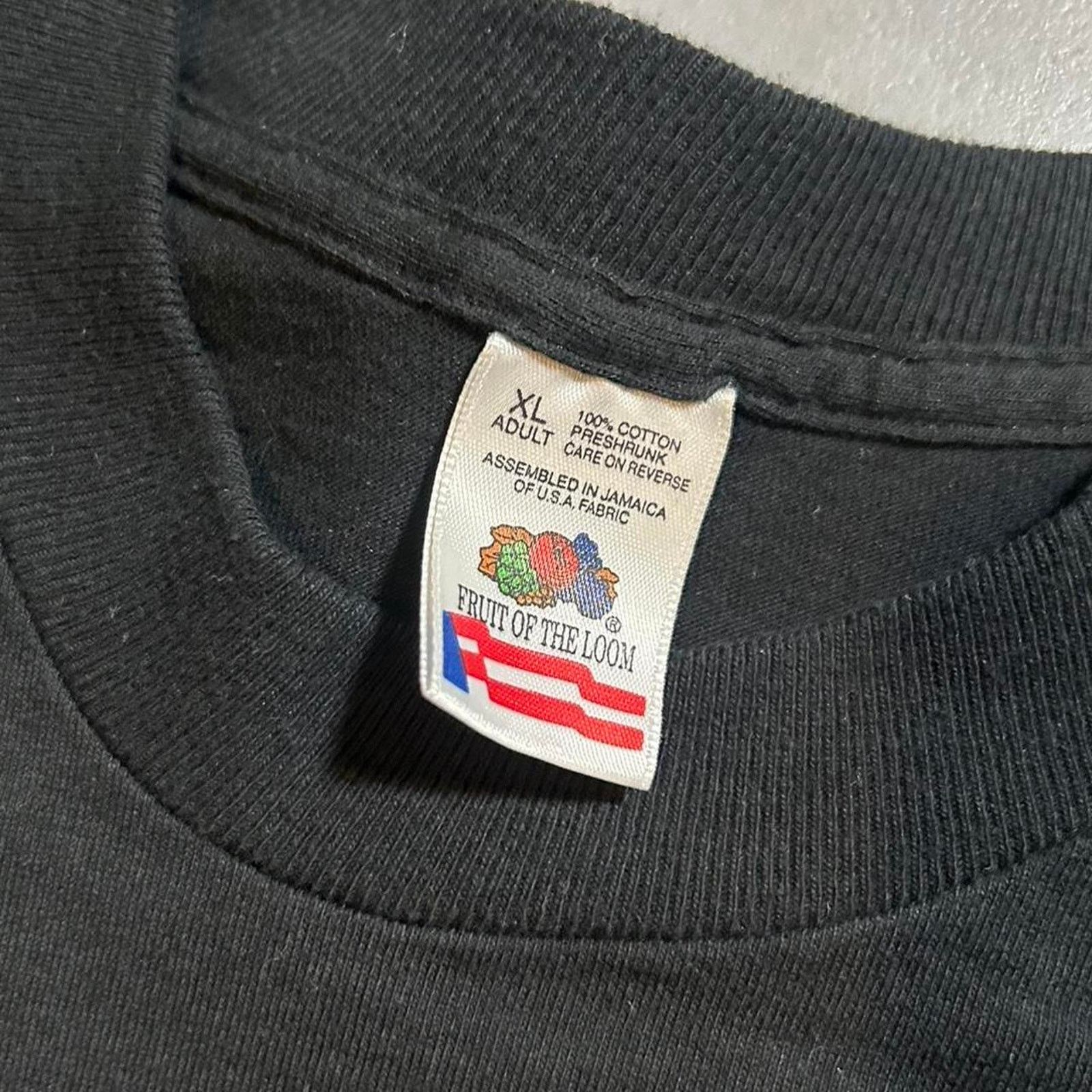Fruit Of The Loom Early 90s chicago bulls basket ball tee shirt Size US XL / EU 56 / 4 - 4 Thumbnail