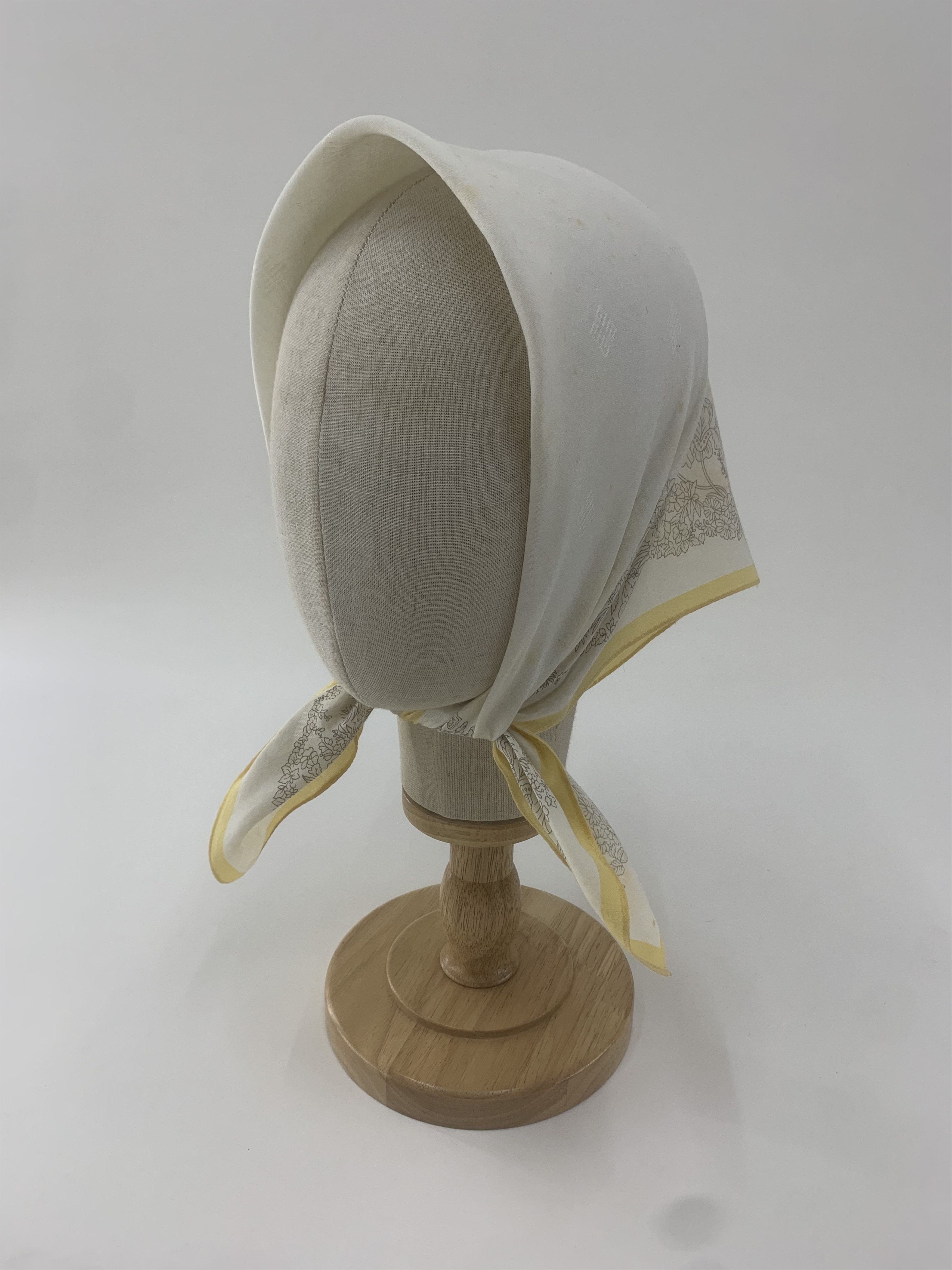 Vintage Givenchy Handkerchief Bandana Neckerchief Pocket Square Size ONE SIZE - 1 Thumbnail
