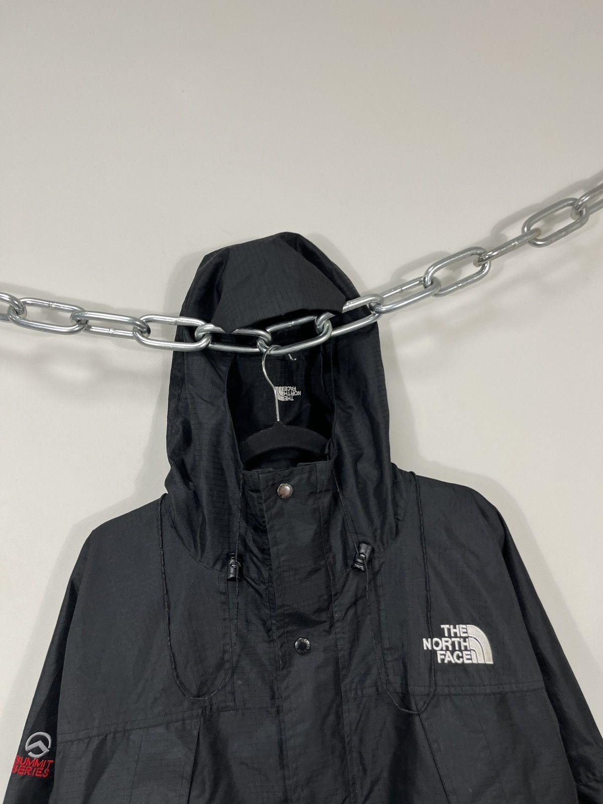 The North Face Vintage The North Face Summit Series Gore-Tex Hooded Jacket Size US S / EU 44-46 / 1 - 5 Thumbnail