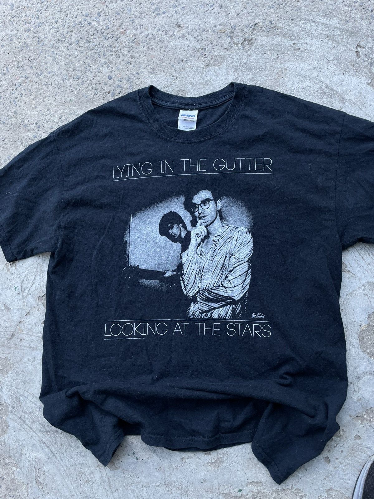 Band Tees Vintage 90s Morissey The Smith Y2K Band Tee T-shirt Size US M / EU 48-50 / 2 - 2 Thumbnail