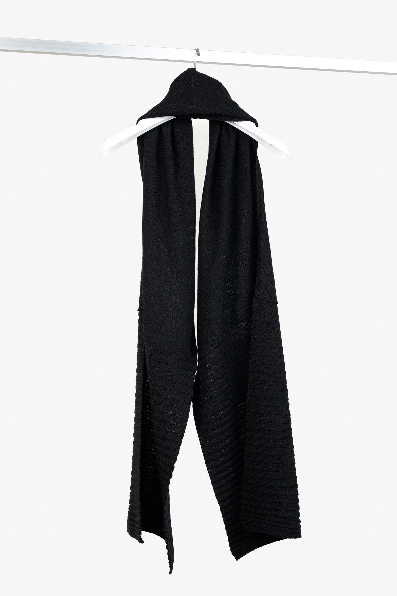 Sarah Pacini Sarah Pacini Black Wool-Blend Ribbed-Knit Pocket Scarf Size ONE SIZE - 6 Thumbnail