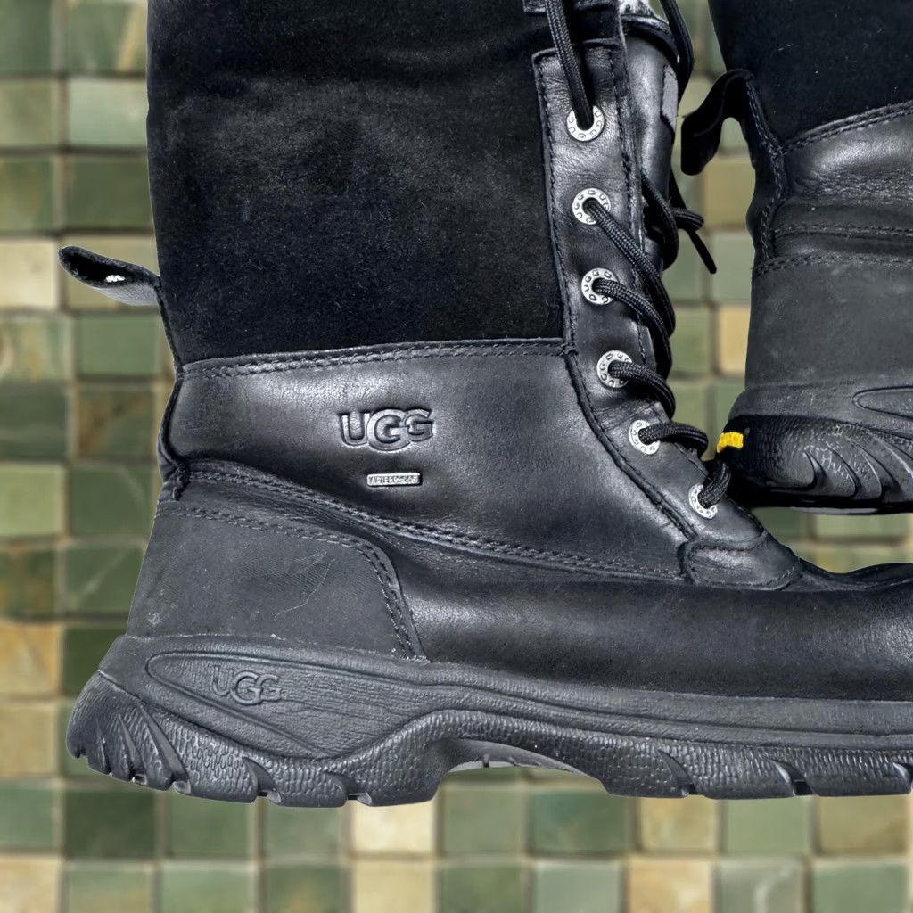 Ugg UGG Snow Boots Mens 10 Black Leather Waterproof Shearling Lined Vibram Boots Size US 10 / EU 43 - 1 Thumbnail