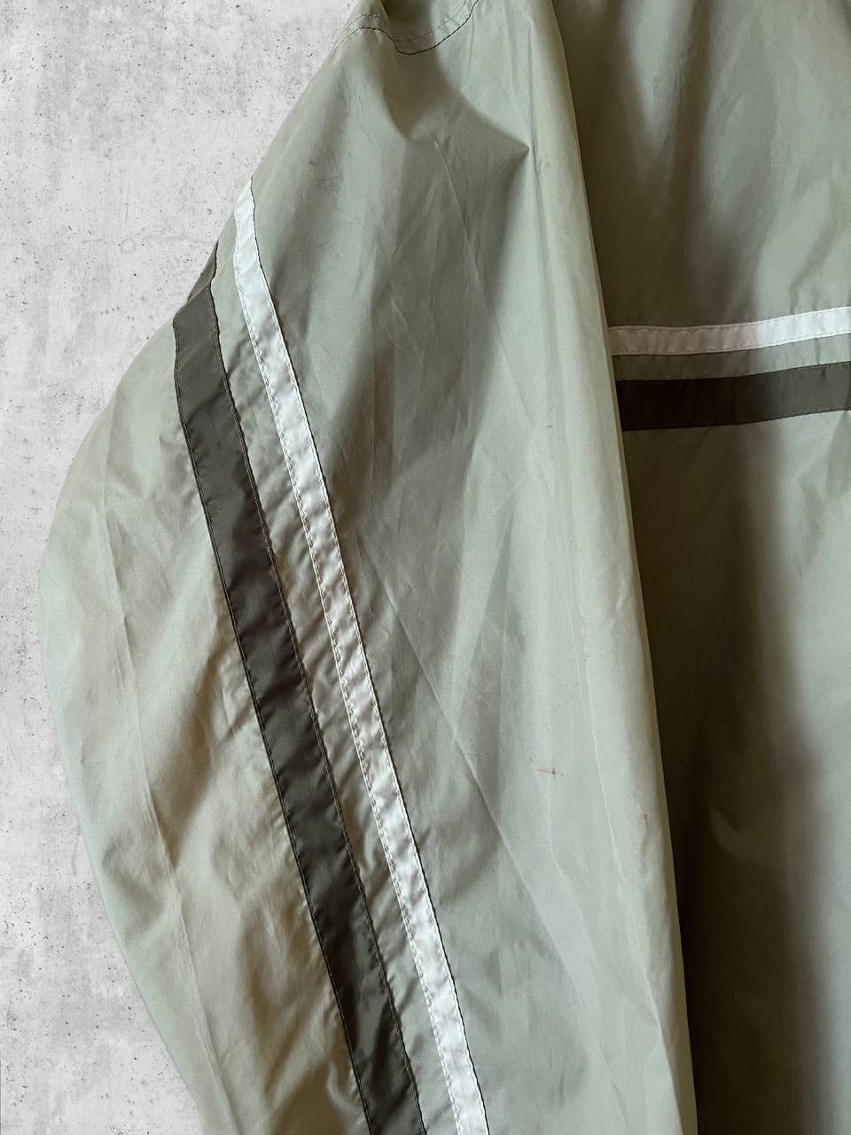 Nike Nike track nylon Vintage jacket beige swoosh logo waterproof Size US XL / EU 56 / 4 - 13 Thumbnail