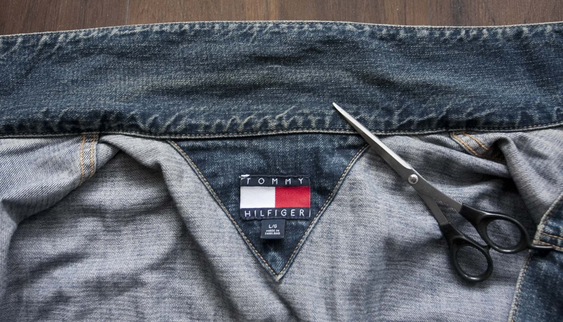 Tommy Hilfiger × Vintage Tommy Hilfiger Denim Jacket Vintage Size L Size US L / EU 52-54 / 3 - 3 Thumbnail