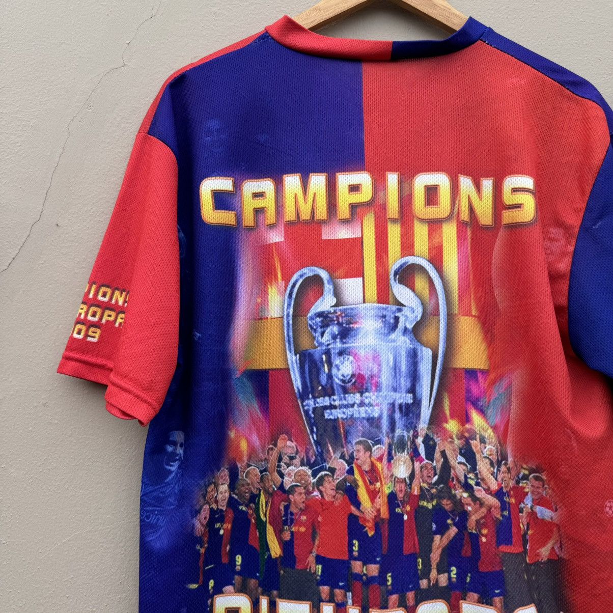 Vintage Vintage messi barcelona rare jersey Size US XL / EU 56 / 4 - 4 Thumbnail