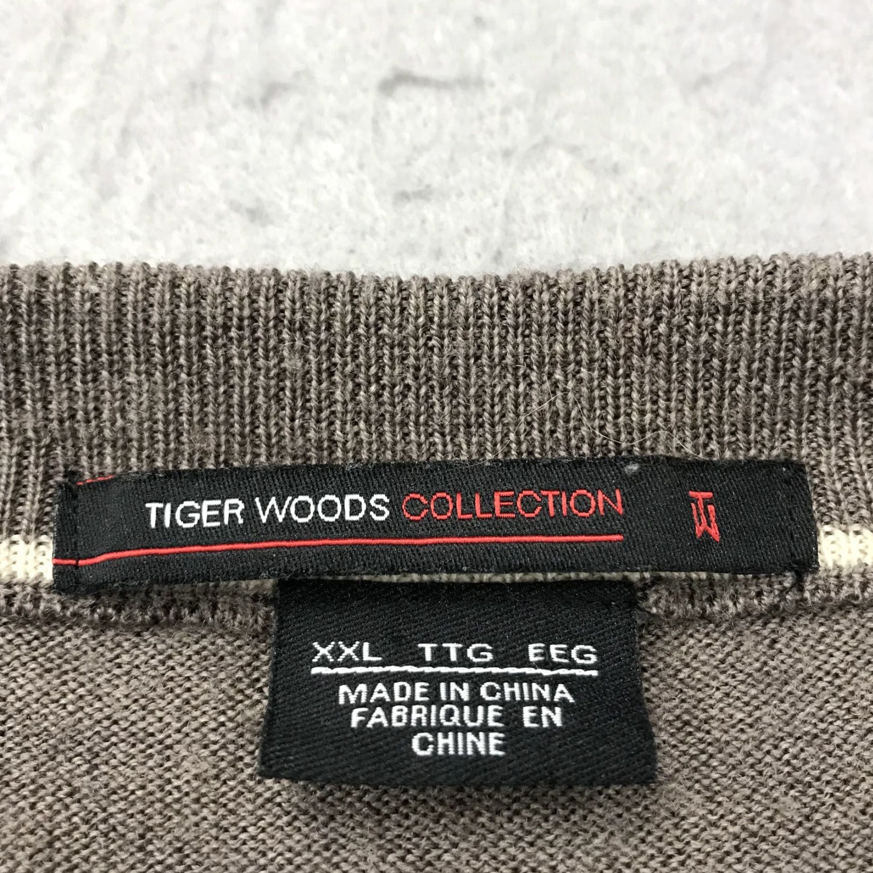 Nike VINTAGE Nike Golf Sweater Mens 2XL V-Neck Wool Knit Jumper Tiger Woods TW Logo Size US XXL / EU 58 / 5 - 5 Thumbnail