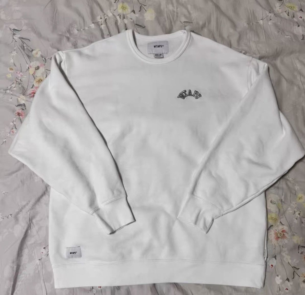 WTAPS 21AW Embroidered Relaxed Crewneck Sweatshirt