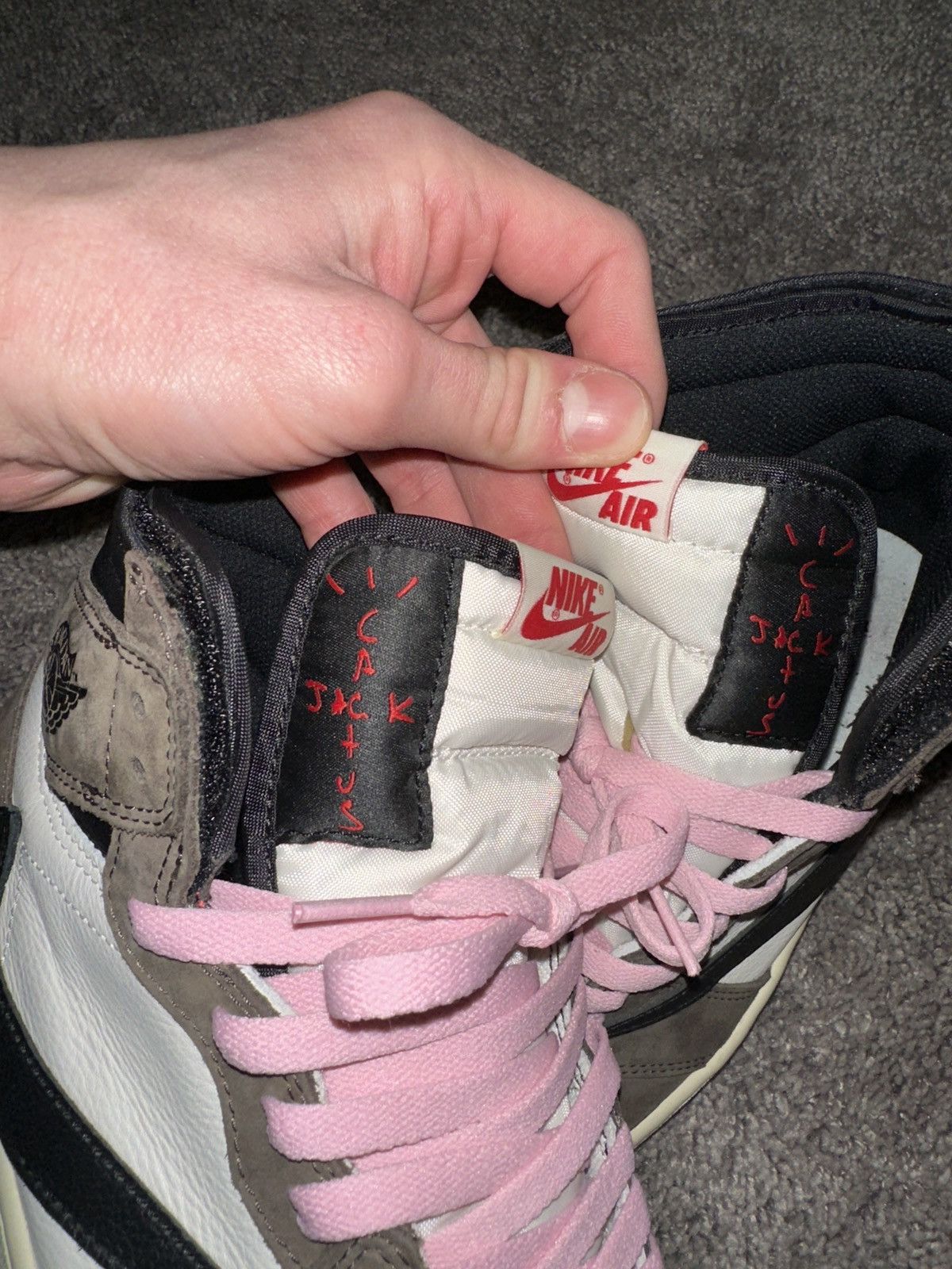 Jordan Brand × Nike × Travis Scott Jordan 1 Travis Scott OG Mocha Size US 10.5 / EU 43-44 - 10 Thumbnail