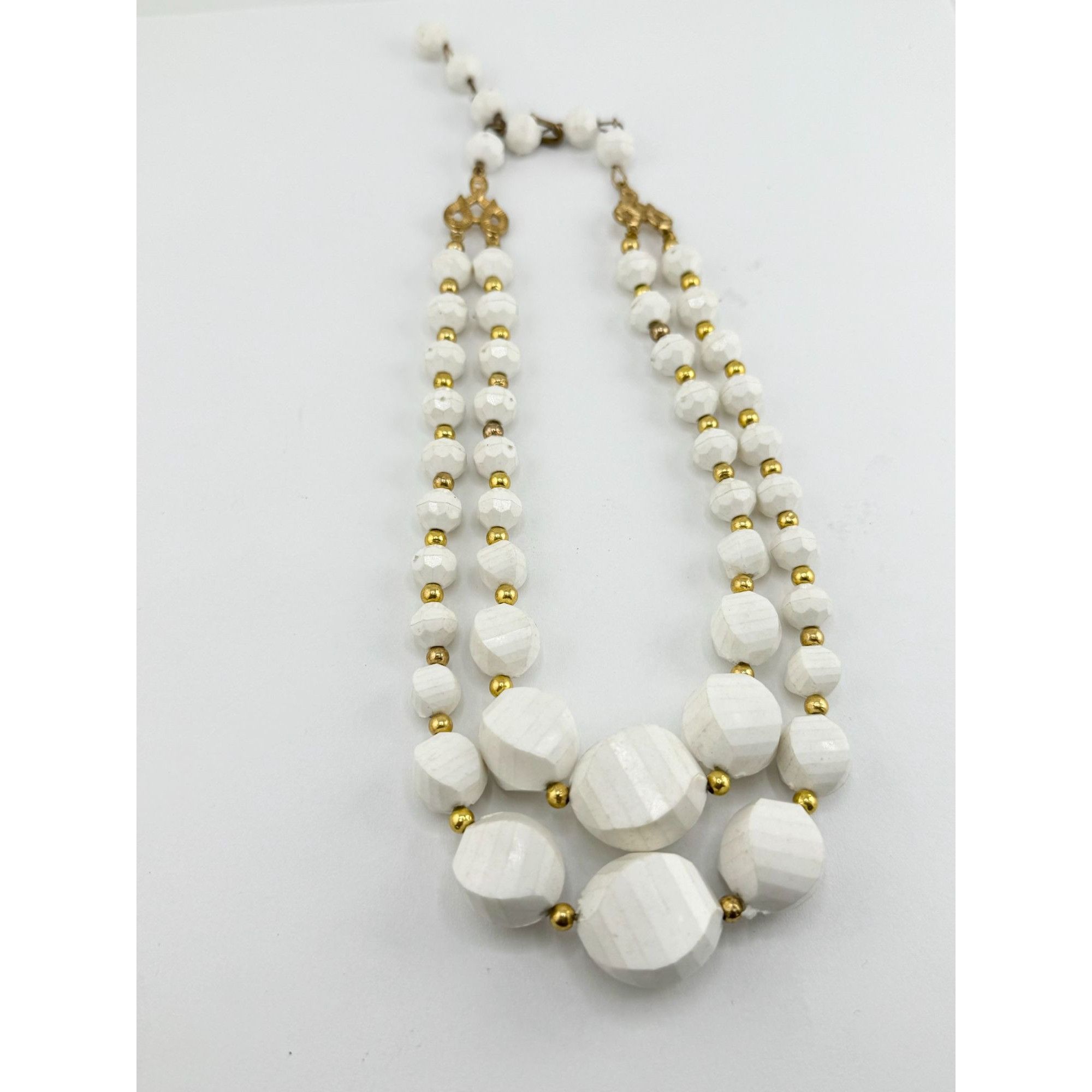 Vintage Vintage white beaded double strand necklace Size ONE SIZE - 3 Thumbnail