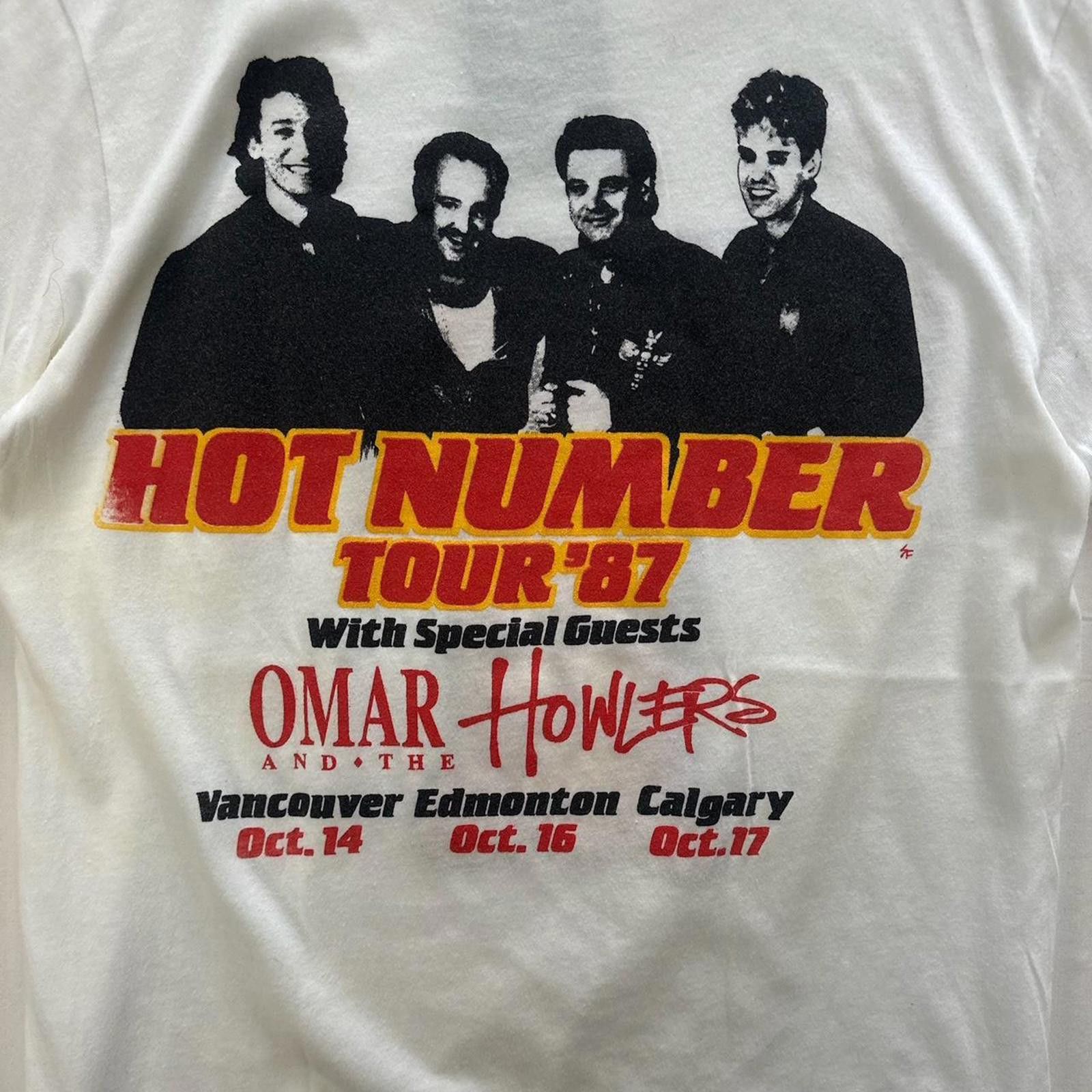 Band Tees 1987 T Birds Hot Number Tour Tee Size US M / EU 48-50 / 2 - 6 Thumbnail