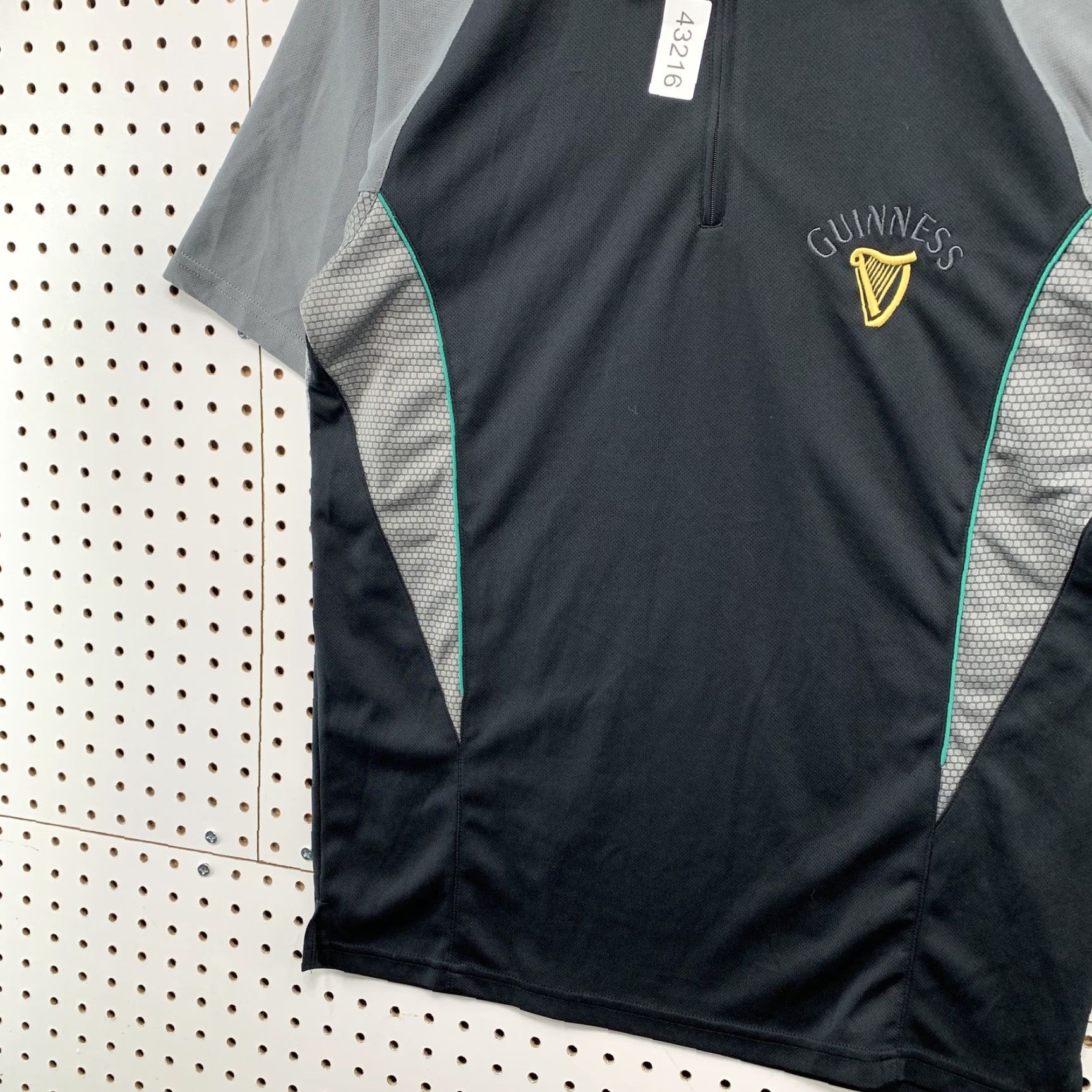 Vintage Guinness Performance Polo Shirt Mens XL Black Gray Short Sleeve 1/4 Zip Beer Size US XL / EU 56 / 4 - 3 Thumbnail