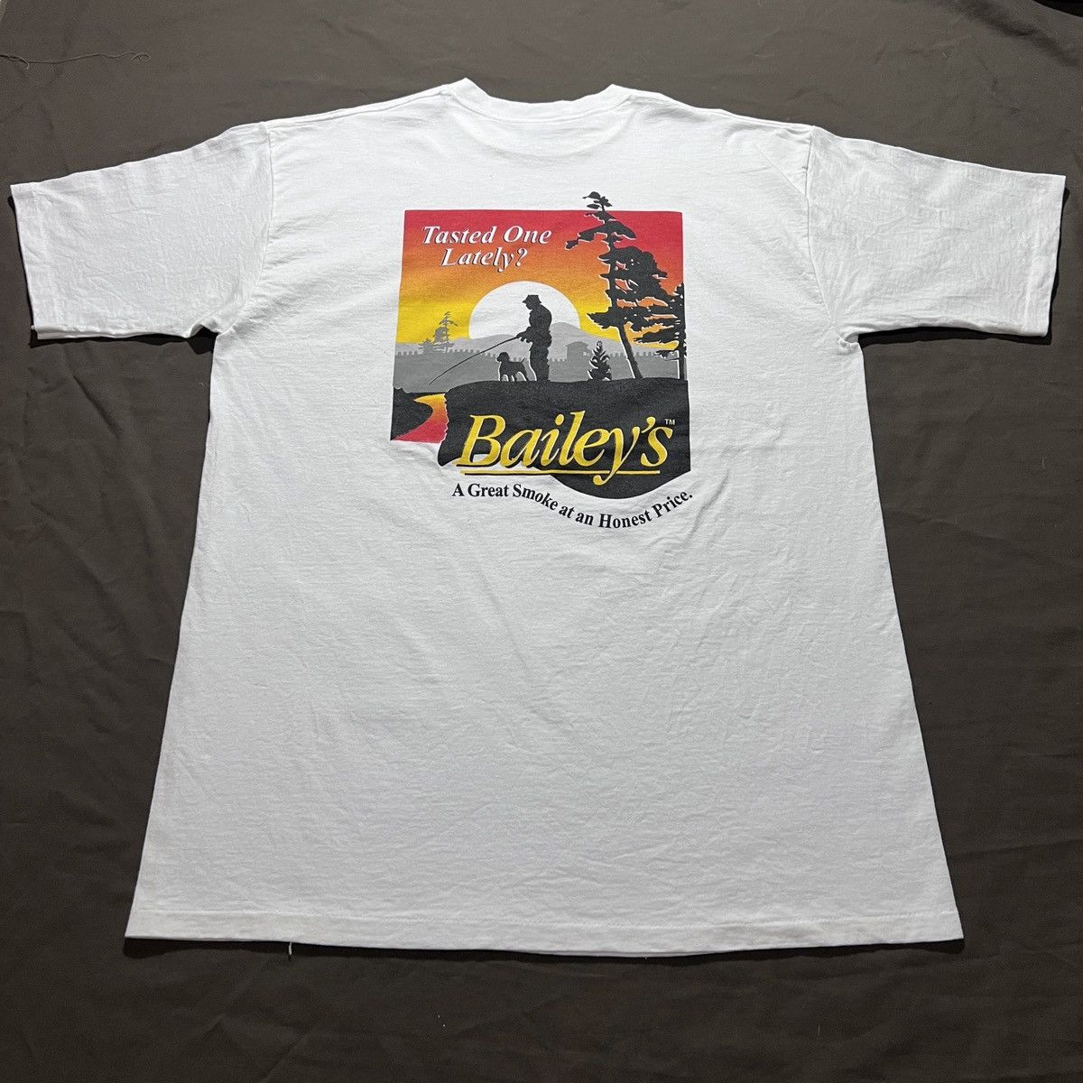Vintage 90s Bailey’s Smoke Cigarette Tee graphic streetwear art XL Size US XL / EU 56 / 4 - 2 Thumbnail