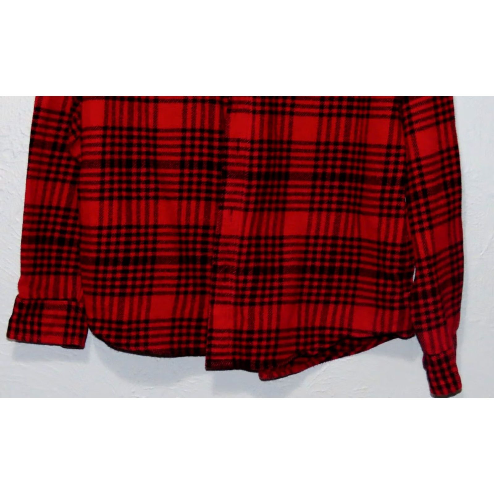 Vintage Woolrich Woolen Mills Shacket Plaid Flannel Jacket Red Mens XL Long Sleeve Button Collared Hand Warmer Pockets Size US XL / EU 56 / 4 - 2 Thumbnail
