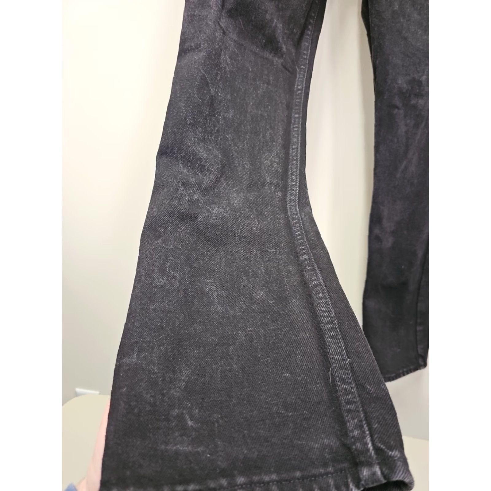 Levi's VINTAGE Levi's 505 Jeans Men's 36x32 Straight Black Denim USA Jeans (5-Pocket) Regular Fit 80s 90s Grunge USA Brown Leather Patch Size US 36 / EU 52 - 2 Thumbnail