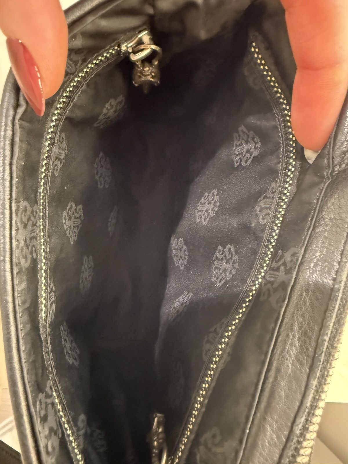 Chrome Hearts Leather chrome hearts messenger bag in black Size ONE SIZE - 4 Thumbnail